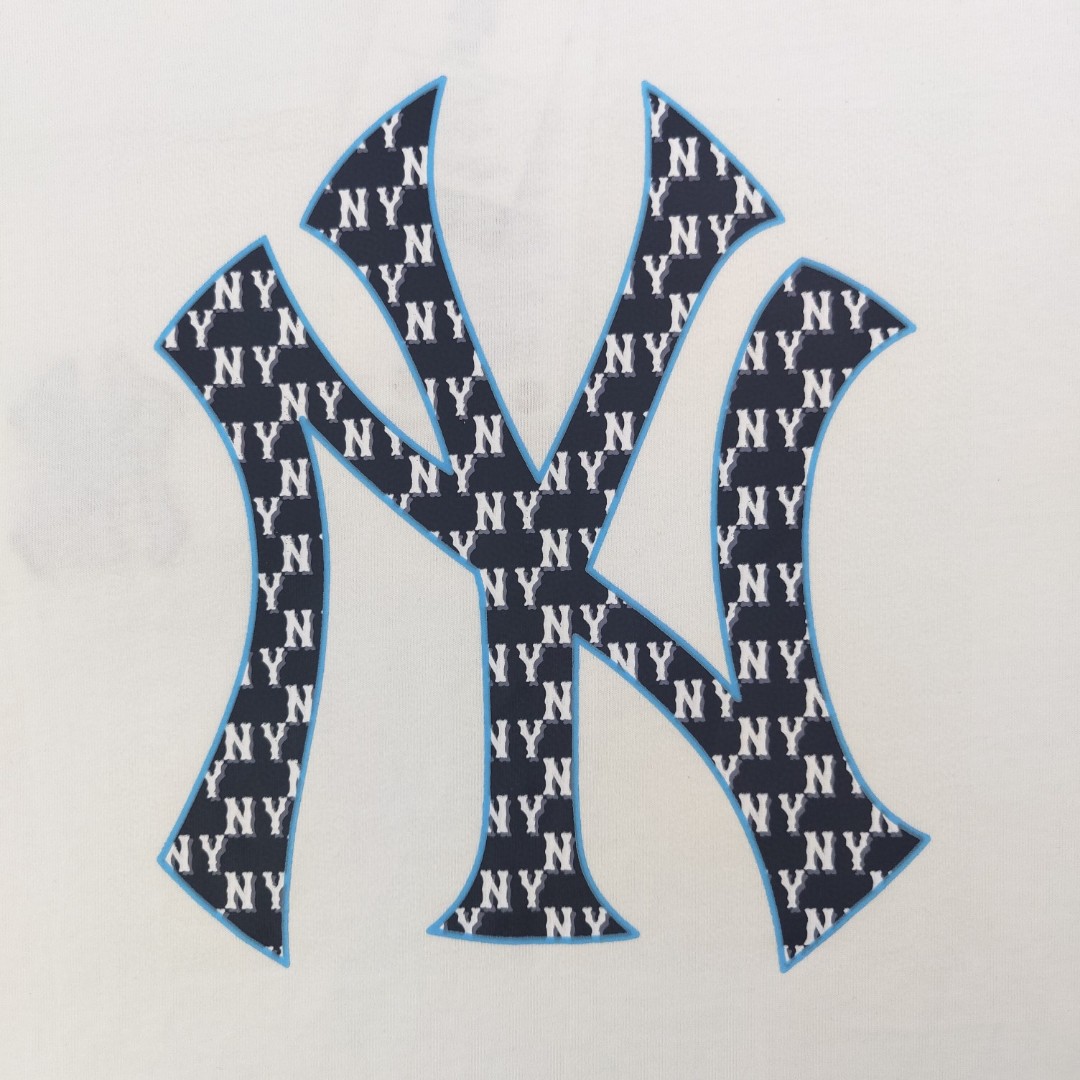 Camiseta MLB Yankees NY Clásica Bordada Logo, Algodón Suave y Cómoda 8 a1741536078124 0388