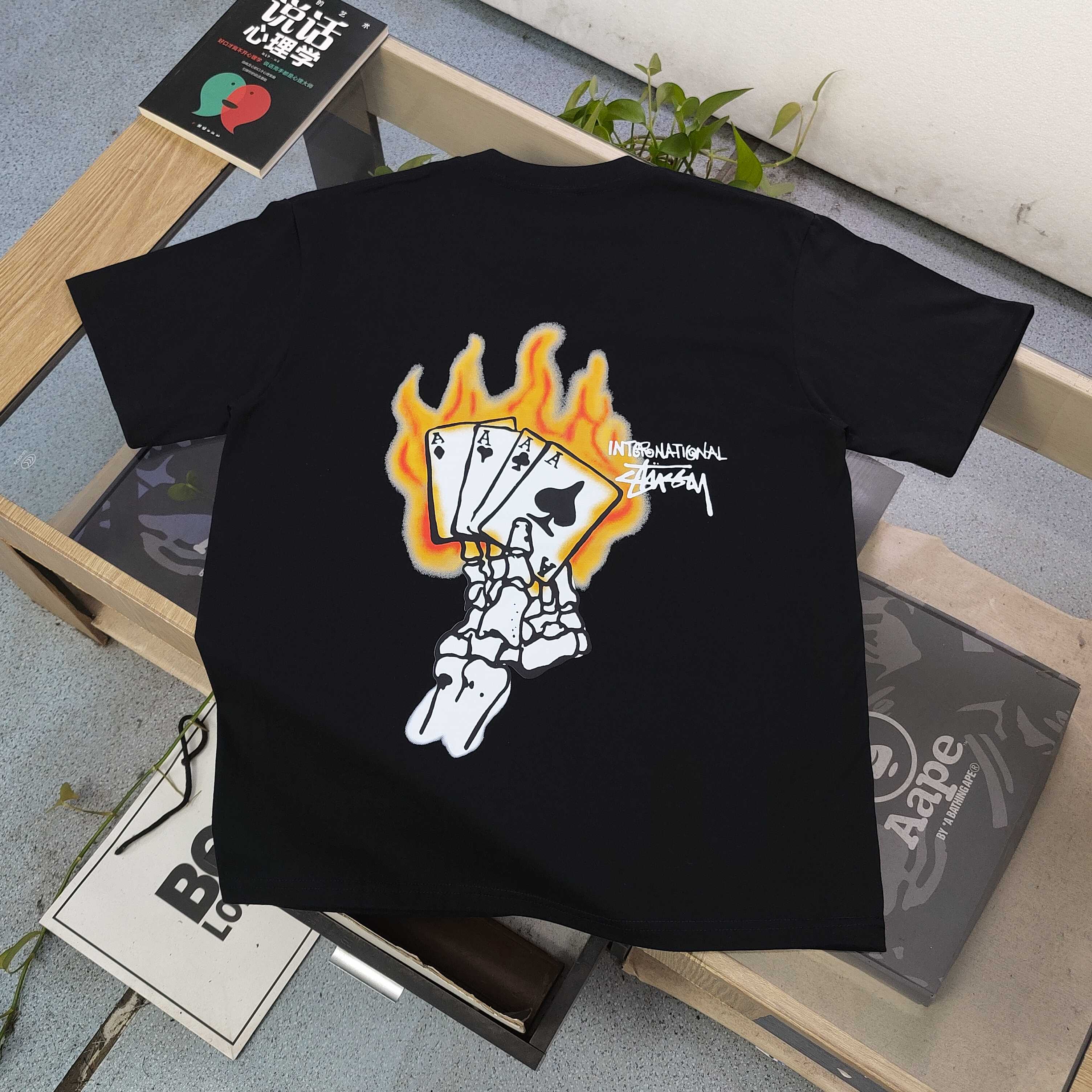 Stussy Camiseta de Manga Corta con Logo Estampado para Hombre y Mujer 5 a1742090622558 8627