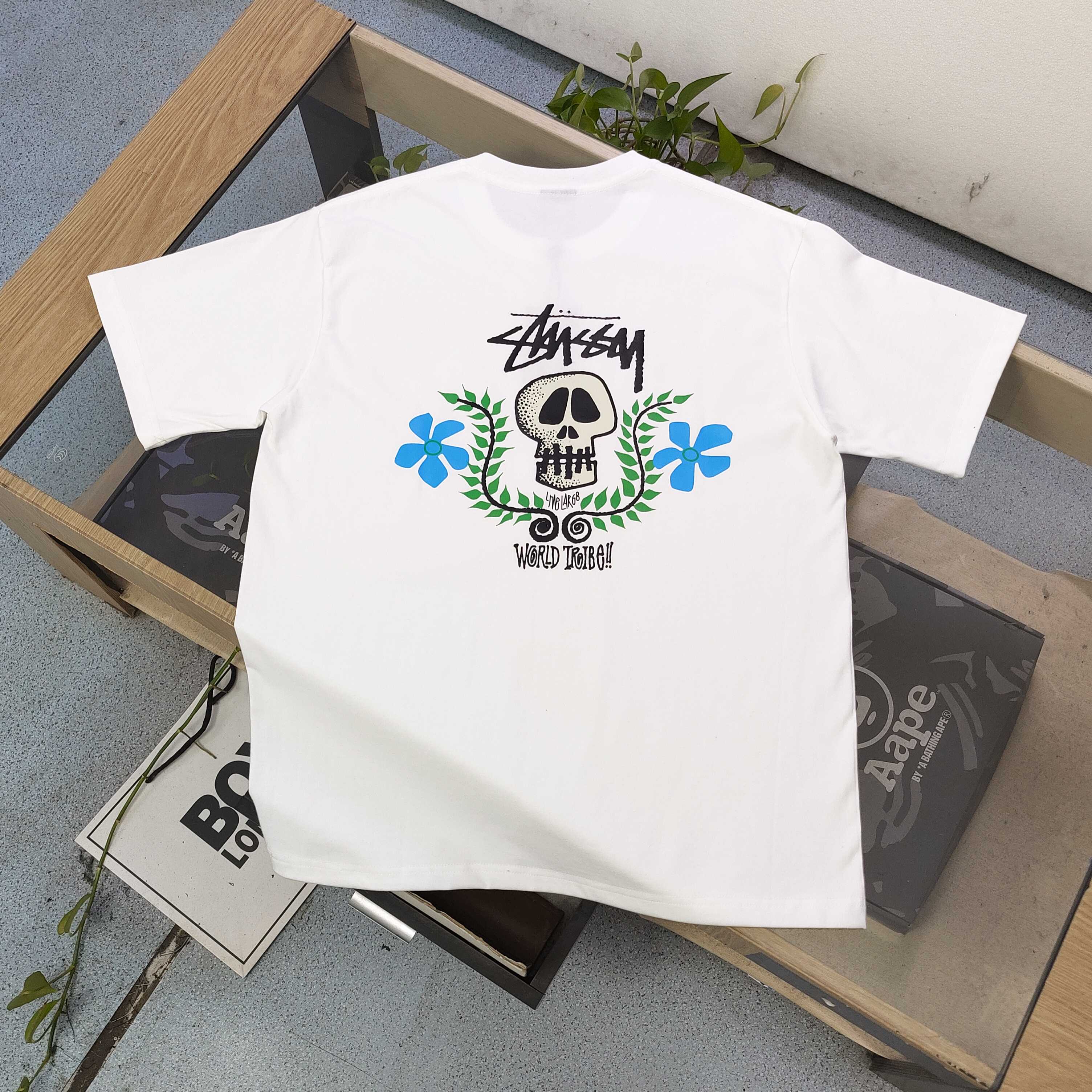 Stussy Camiseta de Manga Corta con Estampado de Calavera para Hombre y Mujer 3 a1742833659672 1678