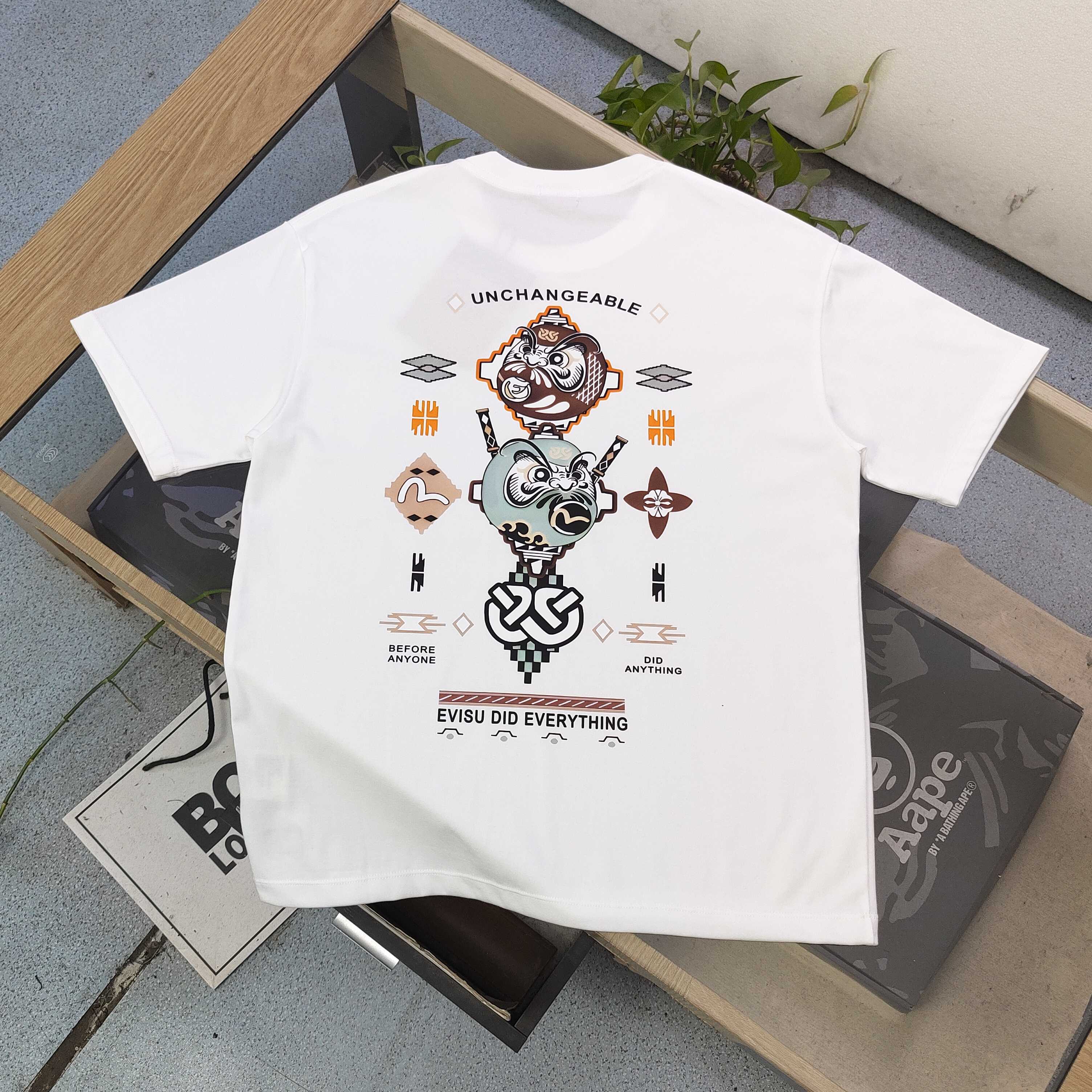 Evisu Camiseta de Manga Corta con Logo de Diamante para Hombre y Mujer 3 a1744305506393 6271