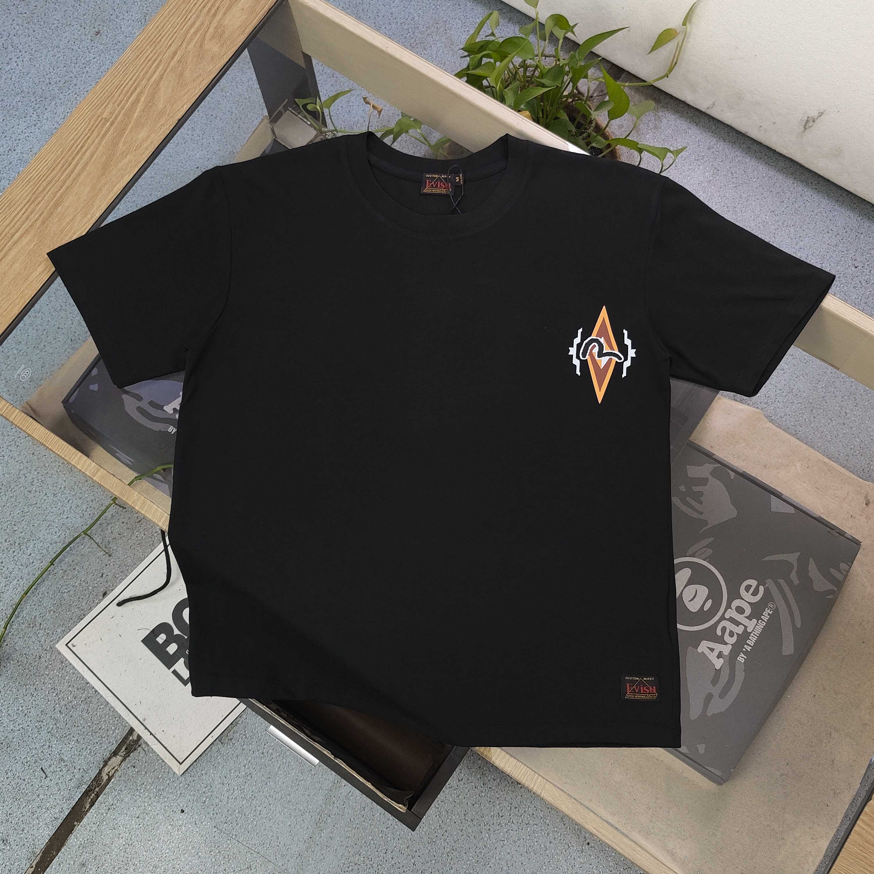 Evisu Camiseta de Manga Corta con Logo de Diamante para Hombre y Mujer 4 a1744305506653 7306