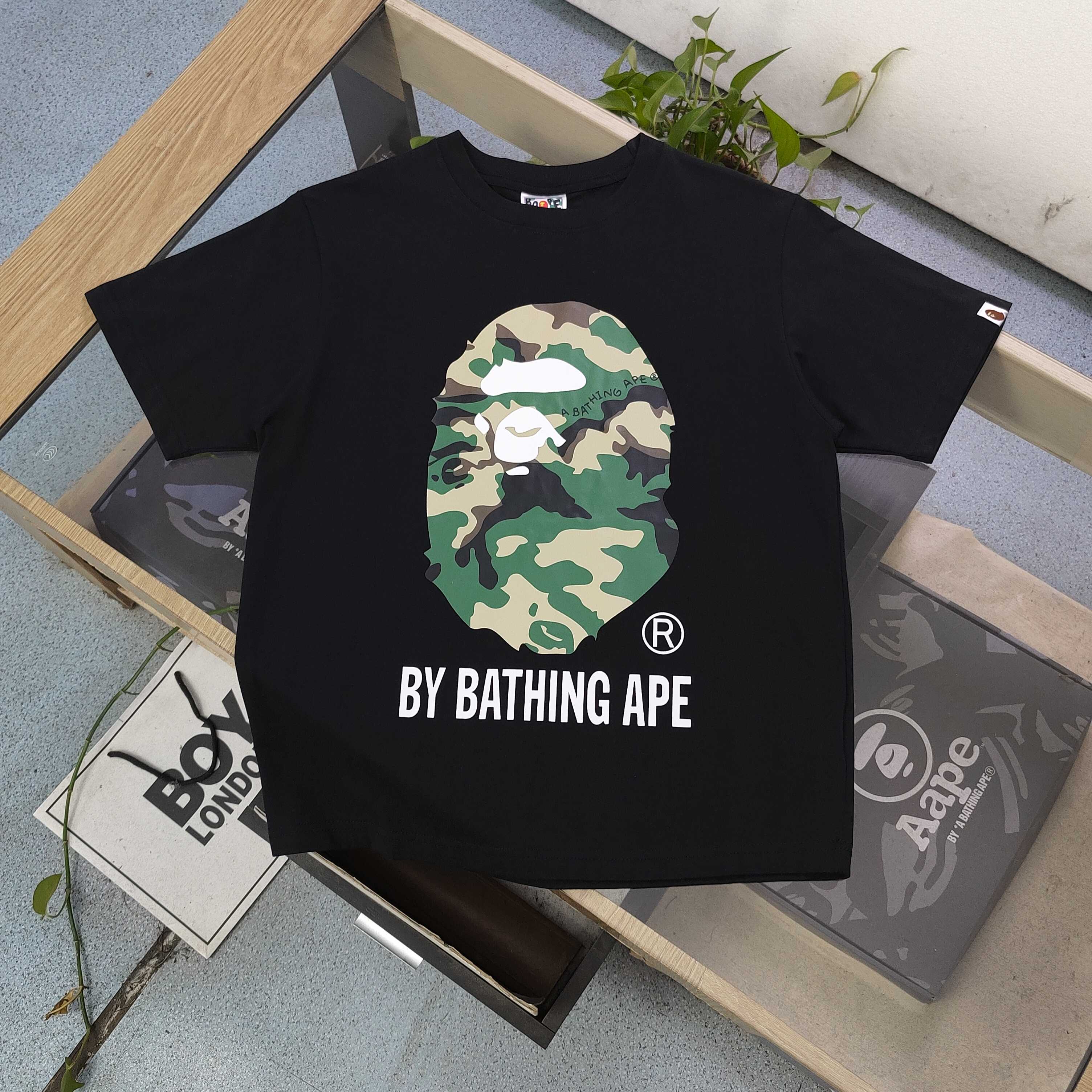 💰85
【款号:Sc720】
2025新款Bape猿人头绿迷彩图案logo印花休闲情侣短袖T恤,邂逅醒目黄棕迷彩猿人头图案,经典元素碰撞时尚火花,R标加持更显独特态度。舒适面料,亲肤透气,无论是搭配休闲短裤还是潮流长裤,都能轻松出彩。穿上它,即刻彰显个性,成为街头潮流焦点,释放属于你的独特魅力,男女同款!
颜色:黑色 白色
尺码:M-3XL
胸围 肩宽 衣长 袖长
M 100 44 67 21
L 104 46 69 22
XL 110 49 72 23
2XL 116 52 75 24
3XL 124 56 78 26