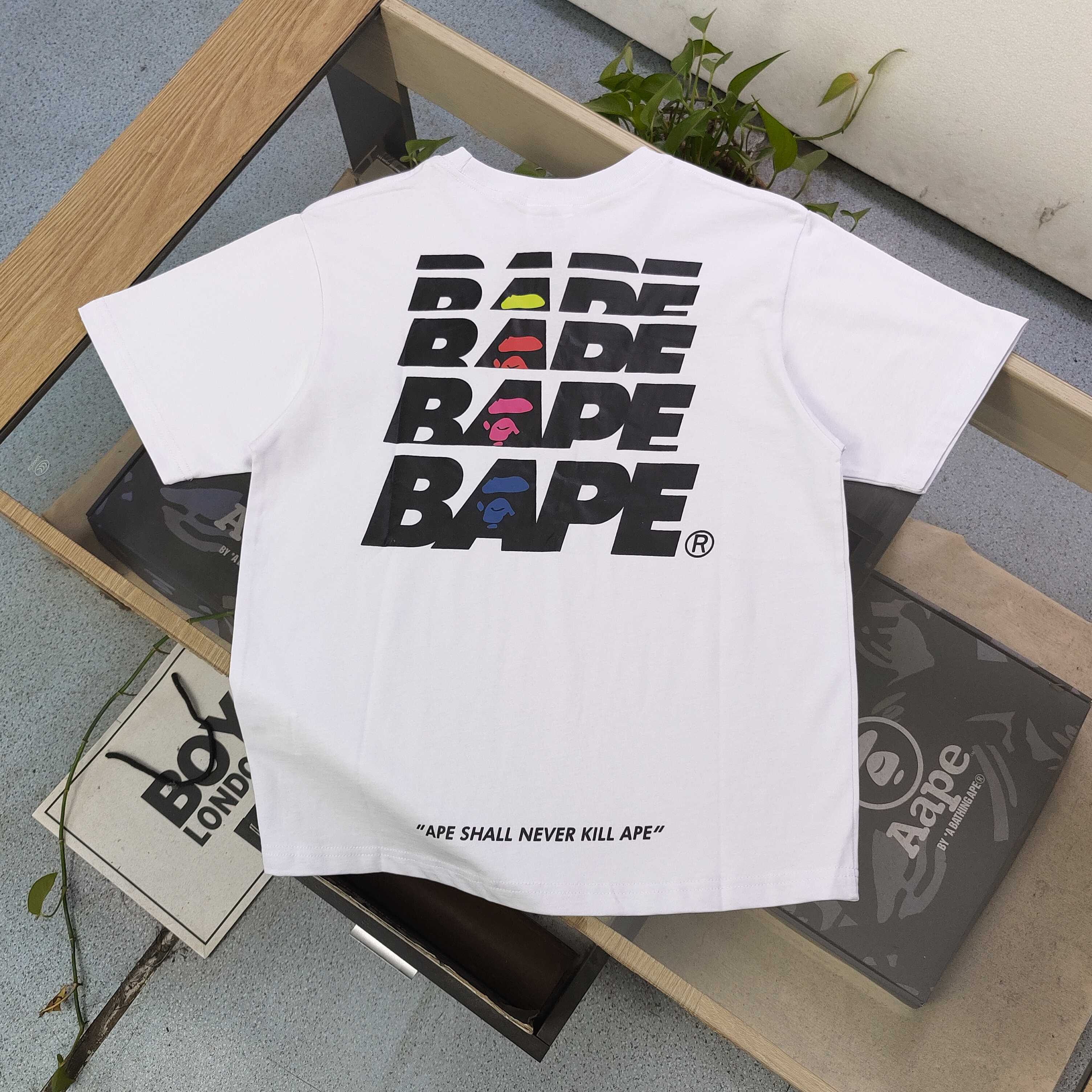 💰85
【款号:Sc781】
2025新款Bape猿人头反光字母重叠字母图案logo印花休闲情侣短袖T恤,邂逅醒目黄棕迷彩猿人头图案,经典元素碰撞时尚火花,R标加持更显独特态度。舒适面料,亲肤透气,无论是搭配休闲短裤还是潮流长裤,都能轻松出彩。穿上它,即刻彰显个性,成为街头潮流焦点,释放属于你的独特魅力,男女同款!
颜色:黑色 白色
尺码:M-3XL
胸围 肩宽 衣长 袖长
M 100 44 67 21
L 104 46 69 22
XL 110 49 72 23
2XL 116 52 75 24
3XL 124 56 78 26