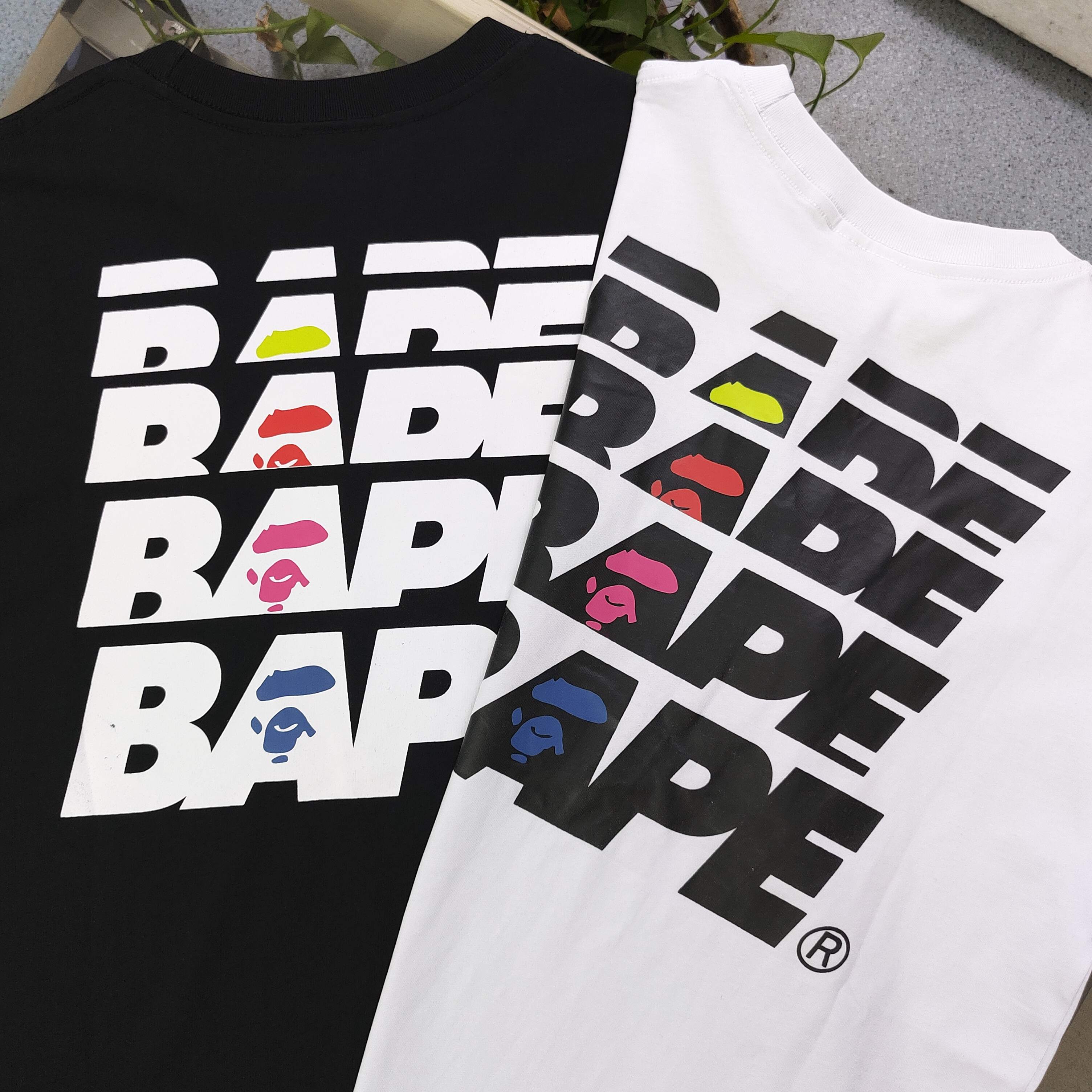 💰85
【款号:Sc781】
2025新款Bape猿人头反光字母重叠字母图案logo印花休闲情侣短袖T恤,邂逅醒目黄棕迷彩猿人头图案,经典元素碰撞时尚火花,R标加持更显独特态度。舒适面料,亲肤透气,无论是搭配休闲短裤还是潮流长裤,都能轻松出彩。穿上它,即刻彰显个性,成为街头潮流焦点,释放属于你的独特魅力,男女同款!
颜色:黑色 白色
尺码:M-3XL
胸围 肩宽 衣长 袖长
M 100 44 67 21
L 104 46 69 22
XL 110 49 72 23
2XL 116 52 75 24
3XL 124 56 78 26