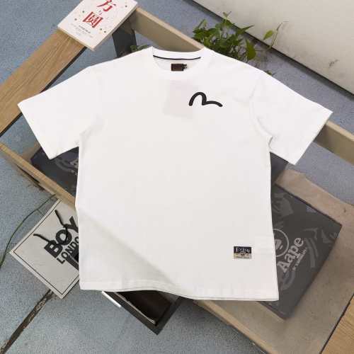 Evisu Koi Fish Logo Print Crewneck Short Sleeve T-Shirt - Unisex 1 Evisu Koi Fish Logo Print Crewneck Short Sleeve T-Shirt - Unisex