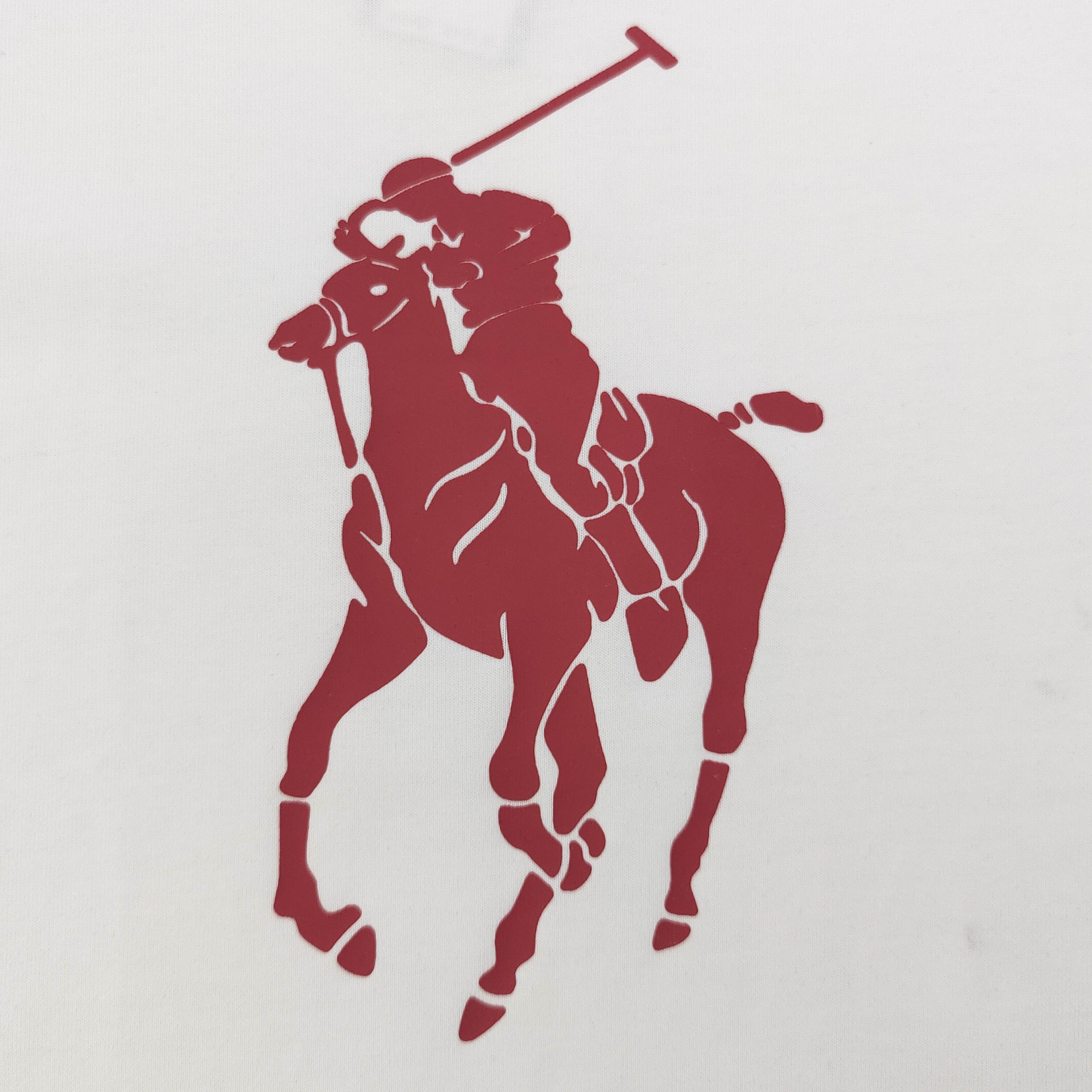 上新💰85
【款号：Zsf7023】
2025新款Polo Palph Lauren拉夫劳伦骑士图案logo印花休闲情侣短袖T恤，以神秘为底色，碰撞上一抹灵动的粉色骑马图案，瞬间打破沉闷，演绎出时尚的强烈反差美学。Polo标志性设计在黑色画布上重焕新生，既承袭了品牌的庄重底蕴，又融入潮流的先锋态度。每一针每一线皆倾注品质匠心，每一次上身都是对时尚边界的大胆突破，于沉稳中释放个性，在经典里重构潮流，定义属于你的独特风尚，男女同款！
颜色：黑色 白色
尺码：S～XL
     胸围 肩宽 衣长 袖长
S     106   47    69    22
M     110   48    70    23
L     114    49    71    24
XL    118    50   72    25