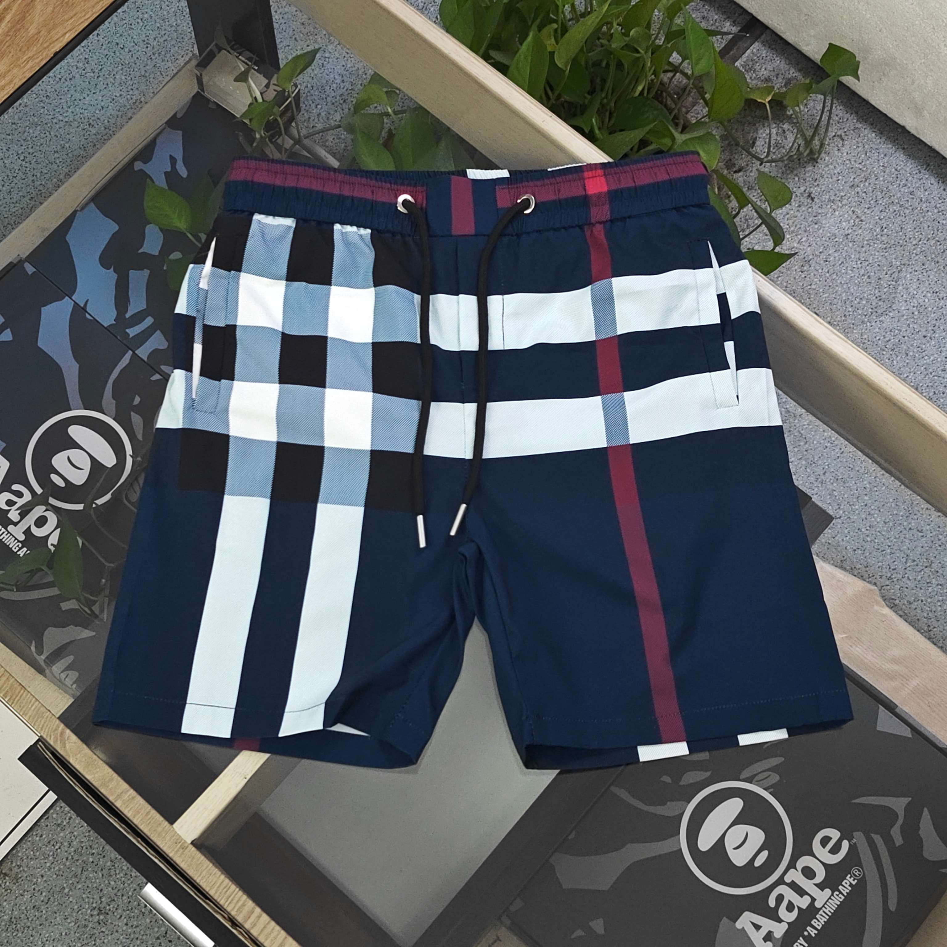 Burberry Check Pattern Logo Print Quick-Dry Casual Couple Beach Shorts