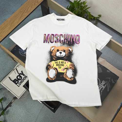 Moschino Bear Logo Print Crew Neck Short Sleeve T-Shirt for Men and Women 1 Moschino Bear Logo Print Crew Neck Short Sleeve T-Shirt for Men and Women