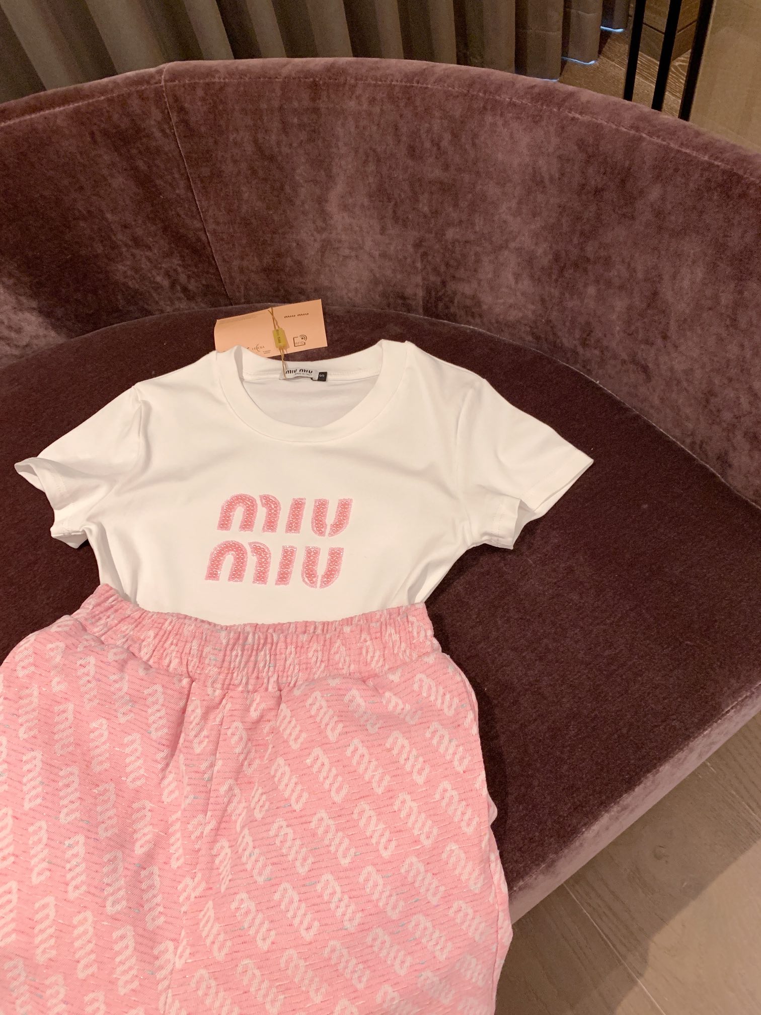 Miu Miu 25ss Beaded Set - Relaxed Fit, Trendy Look, Slimming Effect 9 i1744686112 4201 4