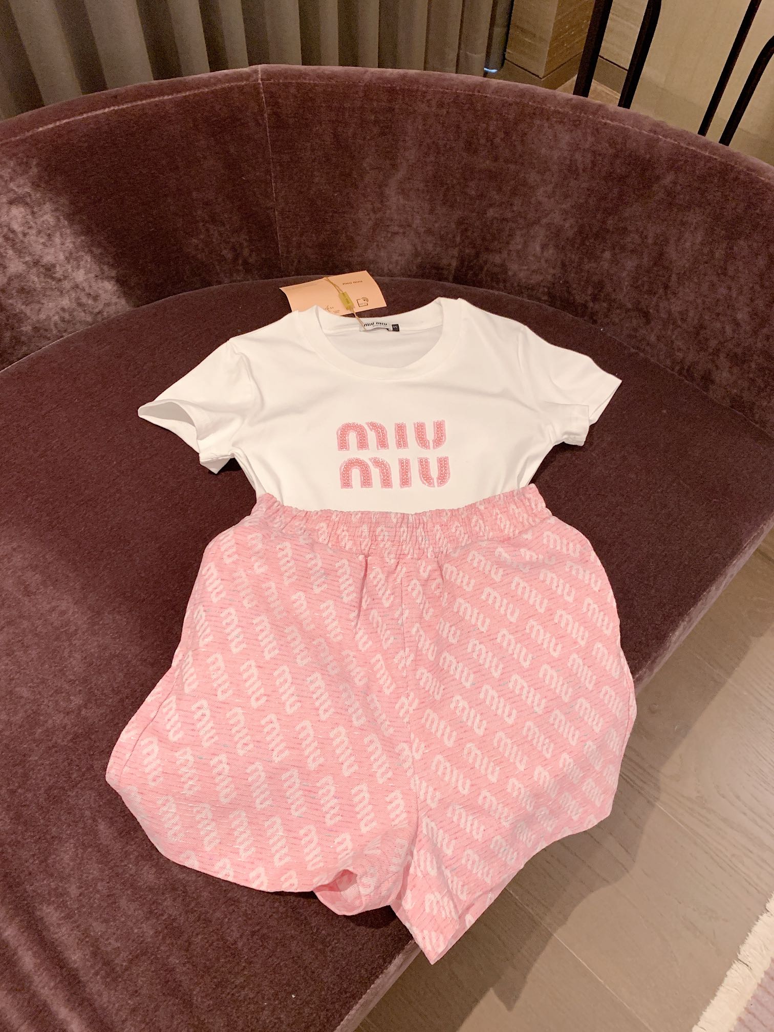 Miu Miu 25ss Beaded Set - Relaxed Fit, Trendy Look, Slimming Effect 7 i1744686112 9544 8