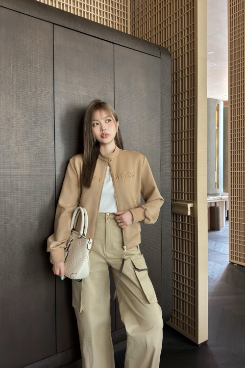 Louis Vuitton Stand Collar Air Cotton Jacket - Breathable & Comfortable 1 Louis Vuitton Stand Collar Air Cotton Jacket - Breathable & Comfortable