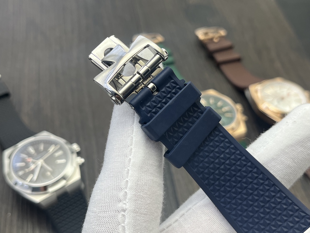 Vacheron Constantin Overseas 7920V Automatic Blue Dial Rubber Strap Watch 8 i1728229237 1384 1