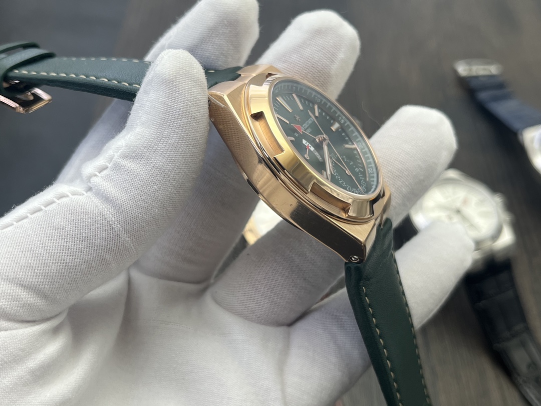 Vacheron Constantin Overseas 7920V Green Dial Rose Gold Automatic Men's Watch 6 i1728229392 8322 3