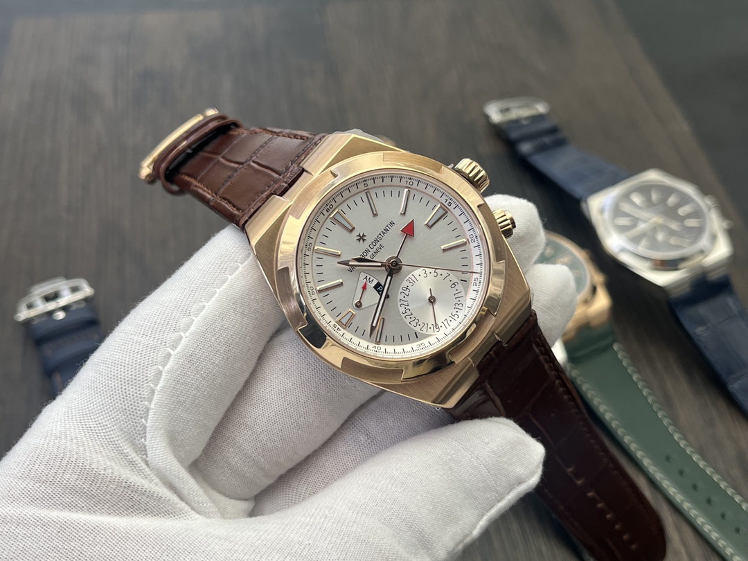 Vacheron Constantin Overseas Series 7920V/210A-B334 Automatic Men's Watch 2 i1728229420 5194 6