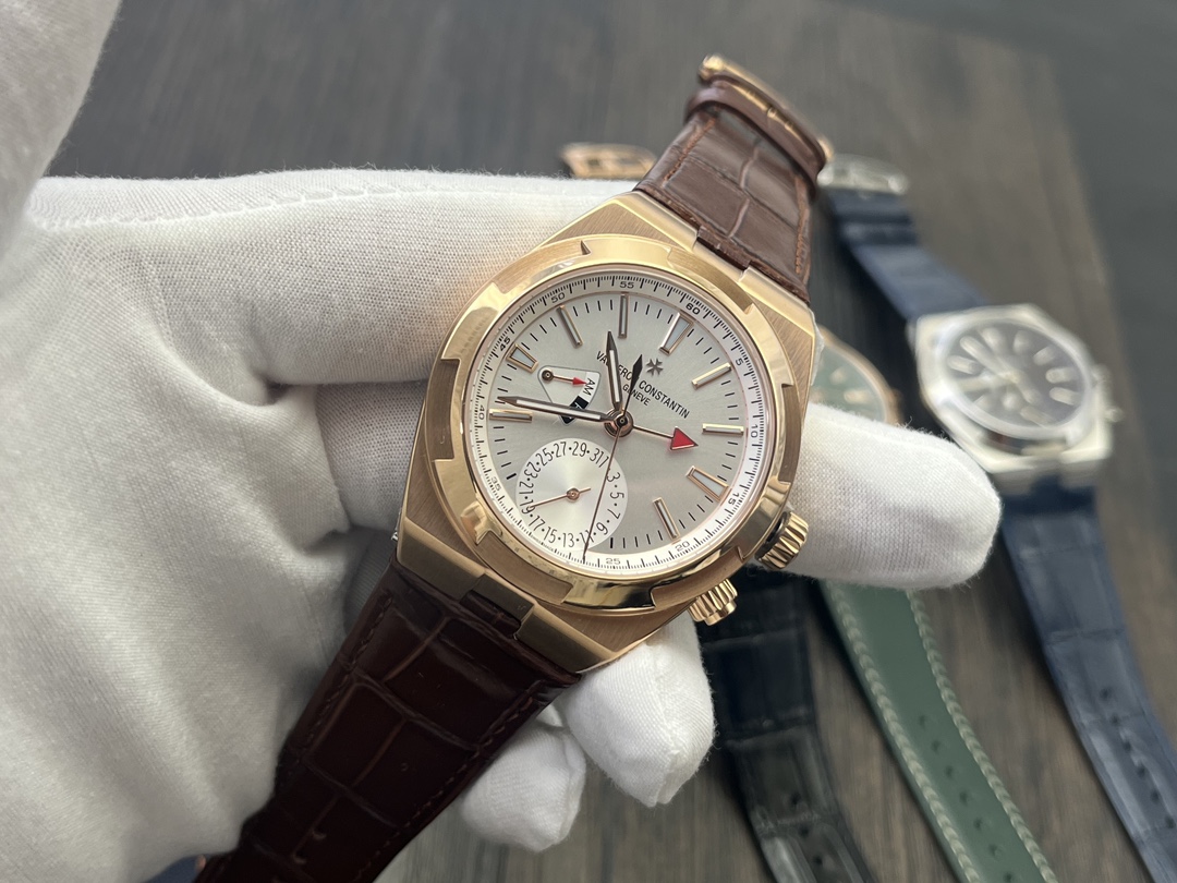 Vacheron Constantin Overseas Series 7920V/210A-B334 Automatic Men's Watch 4 i1728229420 5839 3