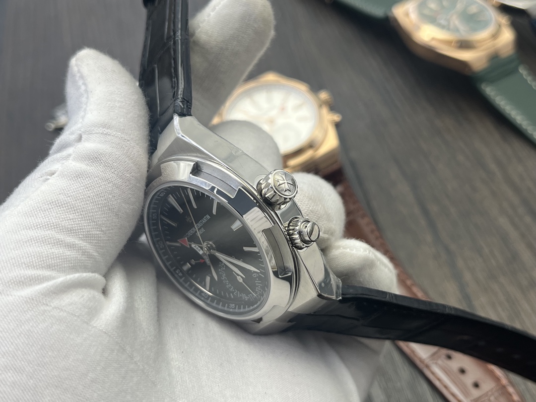 Vacheron Constantin Overseas 7920V/210A-B334 Automatic Dual Time Zone Watch 6 i1728229526 8179 3