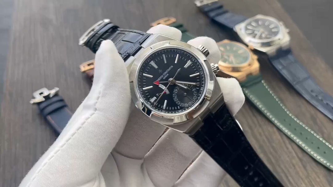 Vacheron Constantin Overseas 7920V/210A-B334 Automatic Men's Watch,41mm,Steel