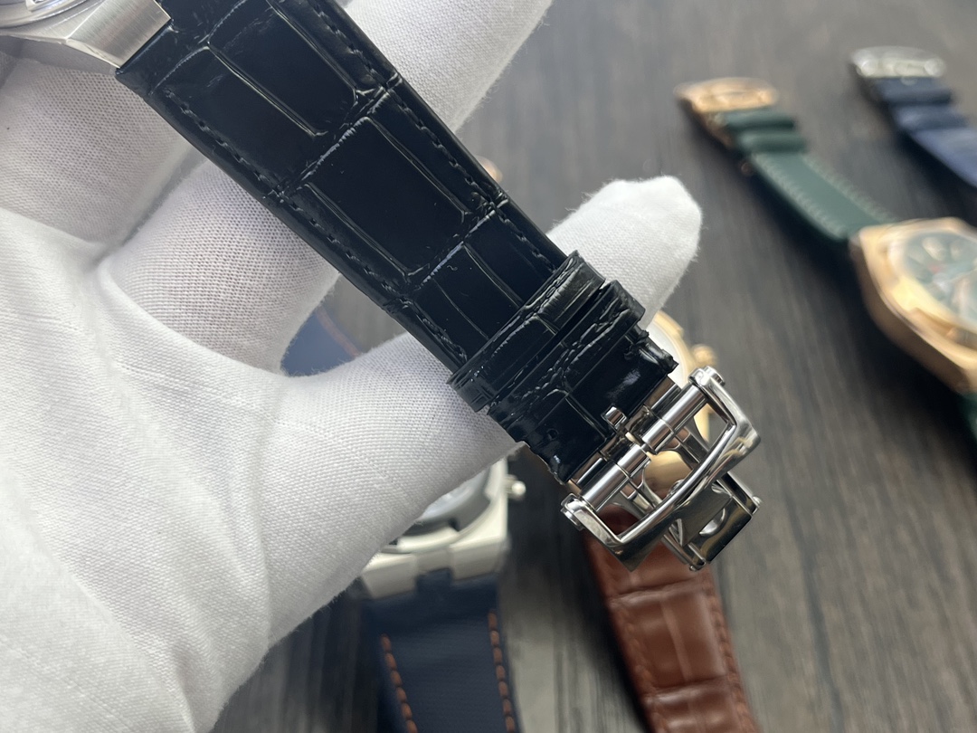 Vacheron Constantin Overseas Series 7920V/210A-B334 Automatic Men's Watch 10 i1728229564 5422 2
