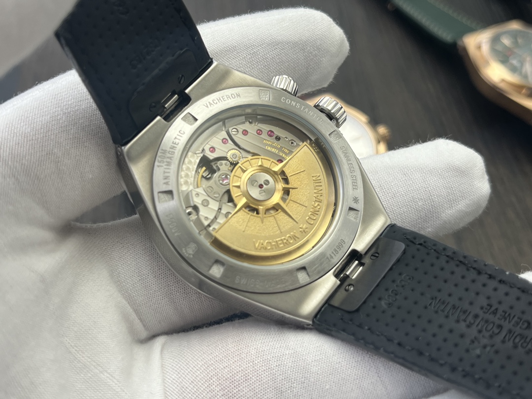 Vacheron Constantin Overseas Series 7920V/210A-B334 Automatic Men's Watch 8 i1728229565 9026 5