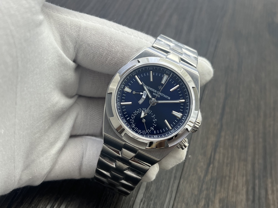 Vacheron Constantin Overseas 7920V Automatic Men's Watch, Stainless Steel 3 i1728229641 9017 4