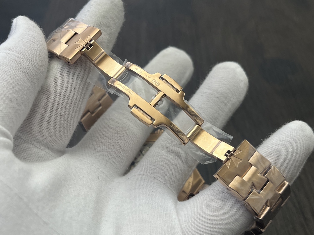 Vacheron Constantin Overseas Rose Gold 904L Steel Dual Time Zone Watch 8 i1728230248 270 5