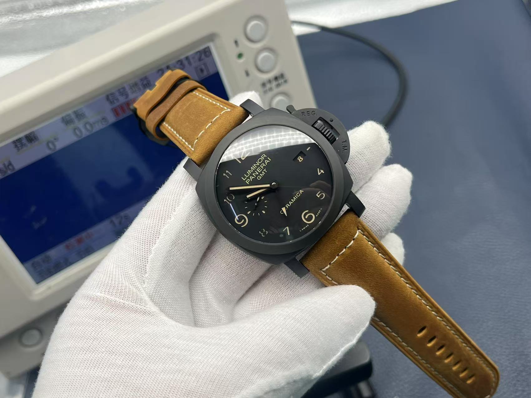 NO:156864,[VS Factory wall crack recommendation] The latest V3 upgraded version VS new product recommendation VS441 Pei Nahai classic watch!  1 diameter 44MM!  2PAM441 watch case cover!  VS mature ceramic craftsmanship, the shell is not afraid of scratches, not afraid of oldness, the shell is tougher!  Now booked to give the official website surface waterproof belt!  VS Factory’s craftsmanship masterpieces welcome to taste it!  ,19860909【VS Factory墙裂推荐】最新V3升级版本 VS新品推荐 VS441沛.纳海经典腕表！ 1直径44MM！ 2PAM441腕表的壳套！VS成熟的陶瓷工艺,壳不怕刮花,不怕旧,壳更坚韧！现预定赠送官网表层防水带！ VS Factory匠心力作 欢迎各位表友品鉴！,,Watch