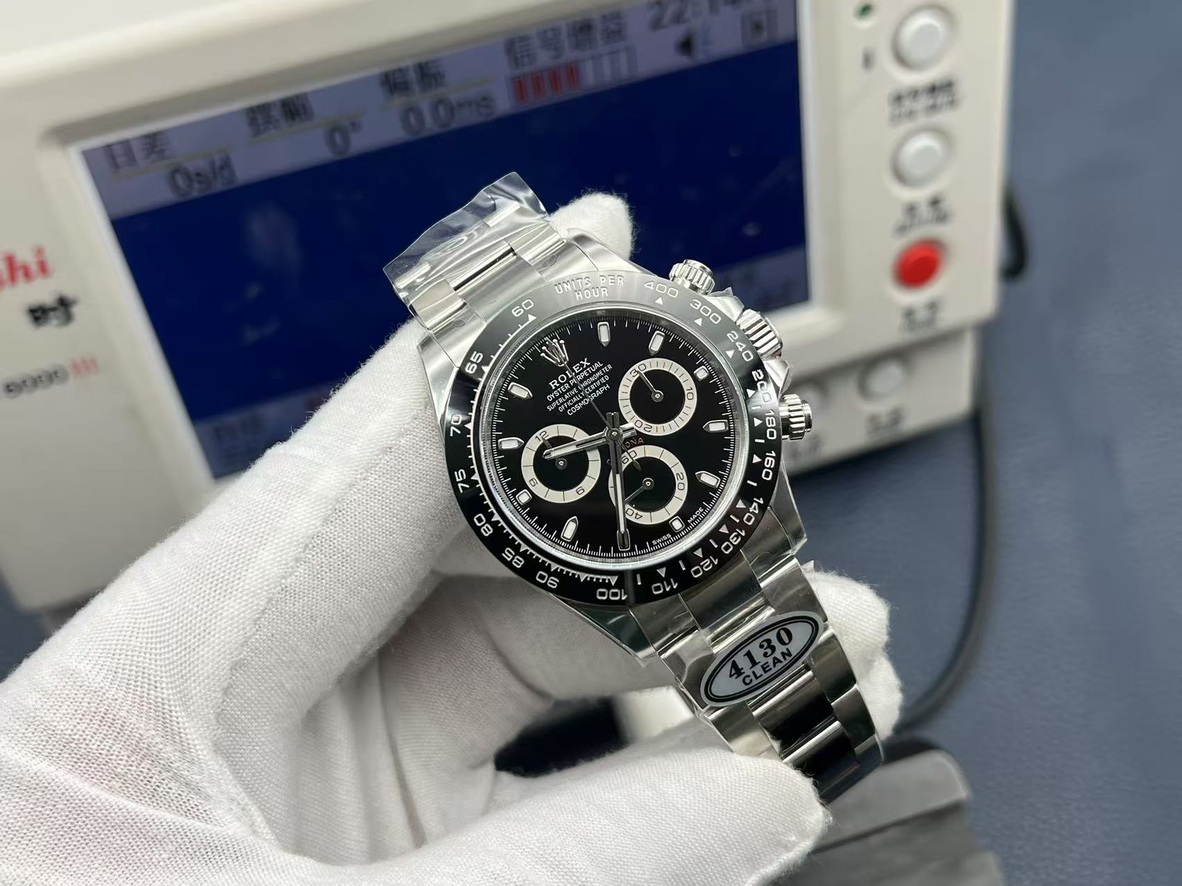 NO:156879,[CLEAN Factory wall crack recommendation, the highest version in the market] Rolex Rolex Ditona watch!  Model: 116500 Size: 40MM, thickness 12.2MM Function: hour, minute, second, time display Movement: movement machinery Power reserve: 72 hours Mirror: sapphire Literature: white, black material: 904L stainless steel strap: 904L steel belt Ring mouth: ceramic ring plated platinum film Luminous: Swiss luminous coating CLEAN Factory Produced by, Rolex Ditona nine highlights: 1 Ditona movement watch, thickness 12.2MM, other versions of the market 7750 fake plyboard movement, thinning the movement thickness by lowering the needle bar. The stability is extremely poor and cannot be consistent with the authentic one. 2 Use the movement, and the plyboard behind it is engraved and electroplated fonts are brighter. 3 The steel strip adopts original quality, and secondly, the buckle is upgraded to the proportional size again.  4 The case adopts the latest version, and the polished gloss size of the bottom cover and the curve of the tooth edges are updated. The 5 needle is upgraded again by the Buff factory. Three small second hands and large second hands are all customized according to a single branch and solid needle cover. The needle cap is mushroom-shaped like a round head. 6 Cerachrom is upgraded with Cerachrom and platinum-plated fonts to keep the color unchanged, and the font thickness is updated. 7 characters face the latest version of the white surface, and are made of Swiss ink and Korean ceramics to make it thick and pure milky white without color difference. Say goodbye to the black 