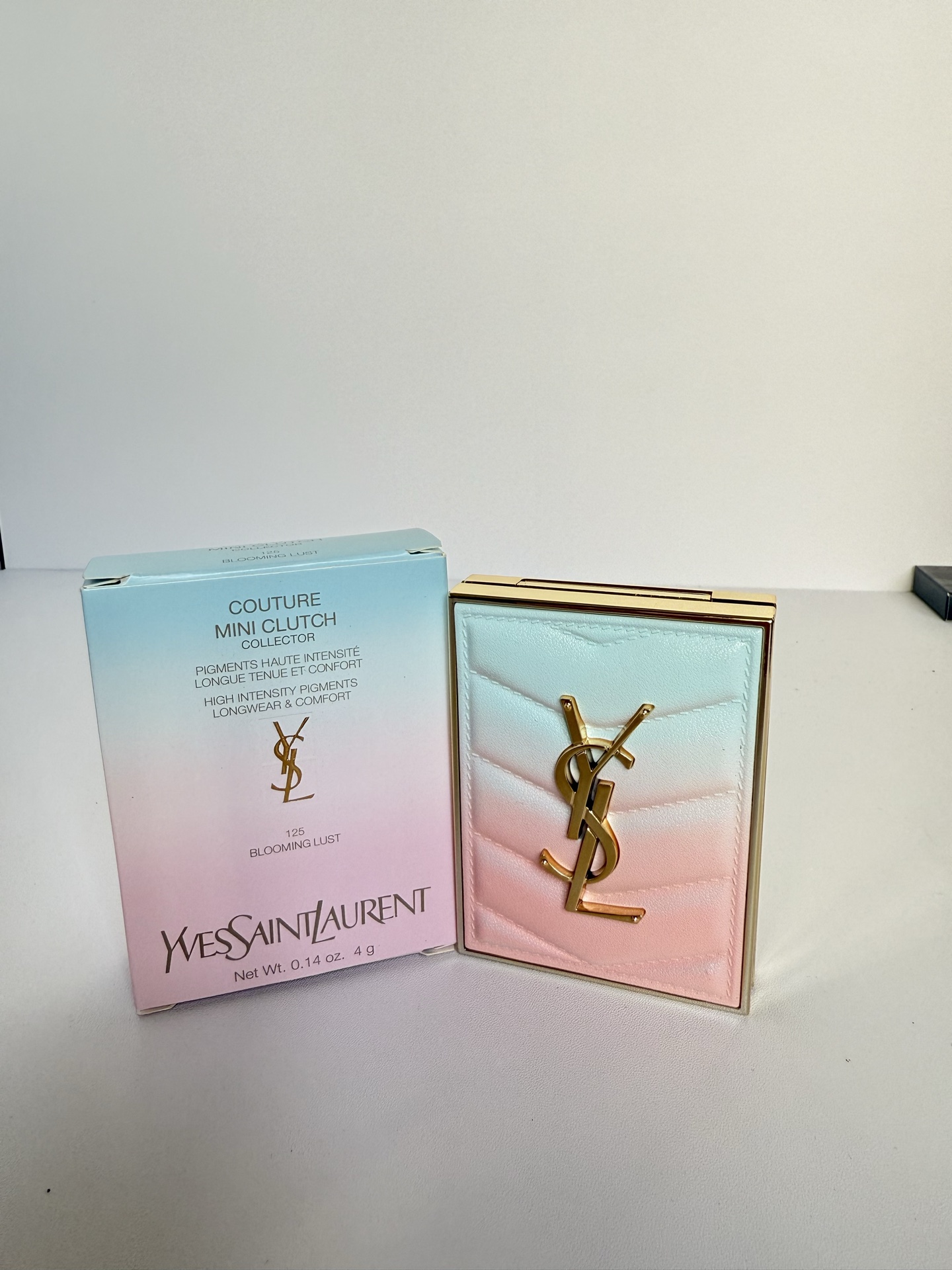Paleta de sombras de ojos de rosas degradadas de YSL 4g 🔜 Calidad 1:1❗️Nueva paleta de sombras de ojos mini de 4 color…