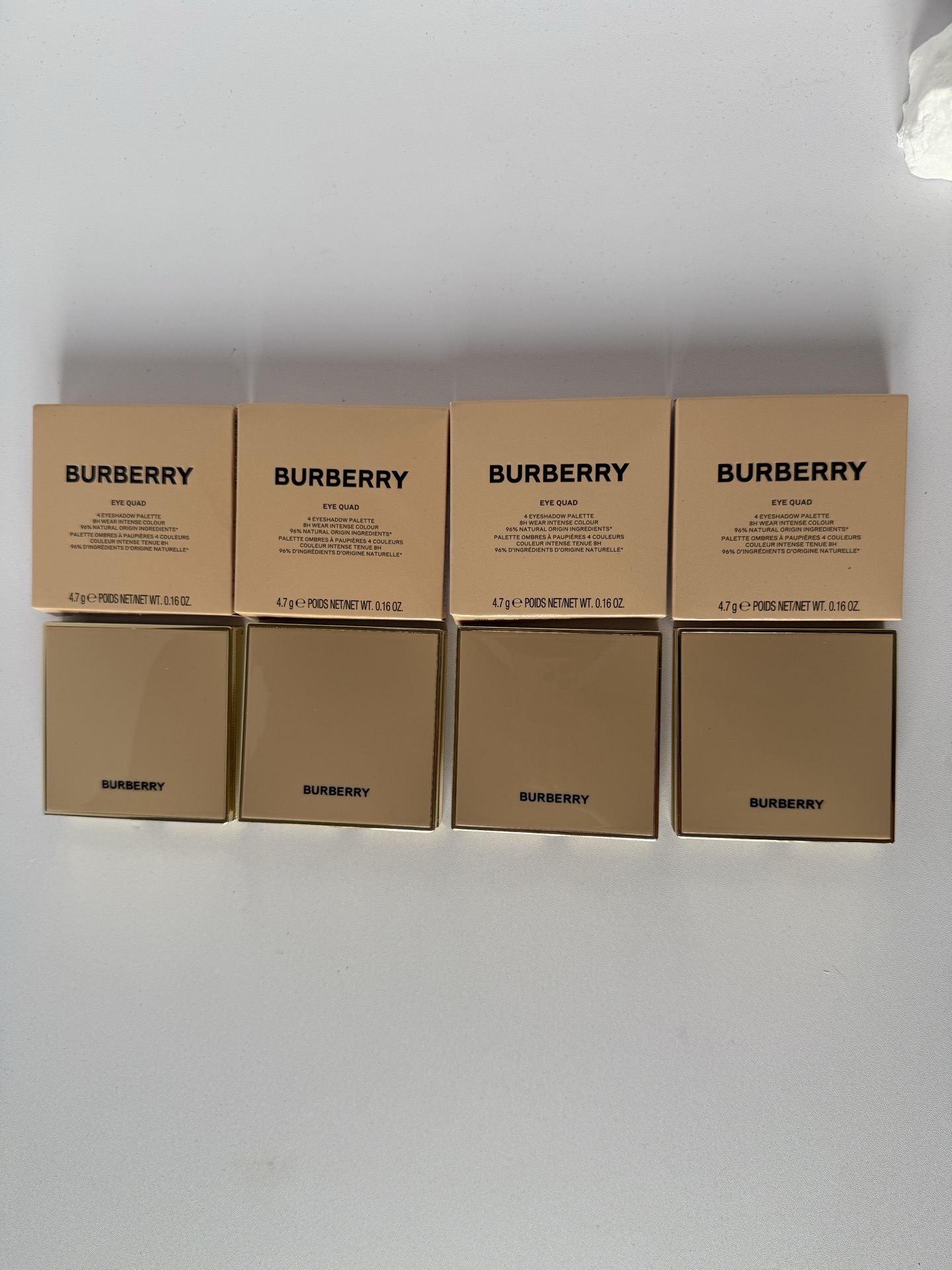 52. Paleta de sombras de ojos de cuatro colores de cachemira de Burberry 4.7g 🔜 Calidad uno a uno❗4️⃣ colores: 01# Cac…