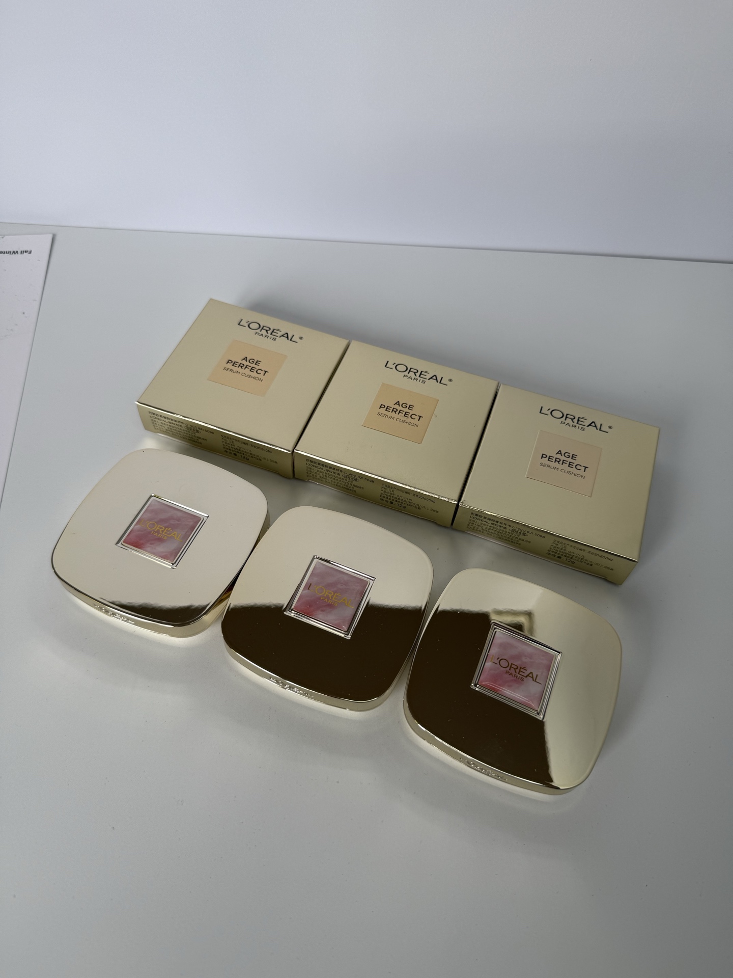 55. L'Oréal Edición Limitada Dorado Cushion 12g 🔜 Calidad uno a uno❗3️⃣ colores: W10#, W20#, C20#. L'Oréal [Edición Añ…