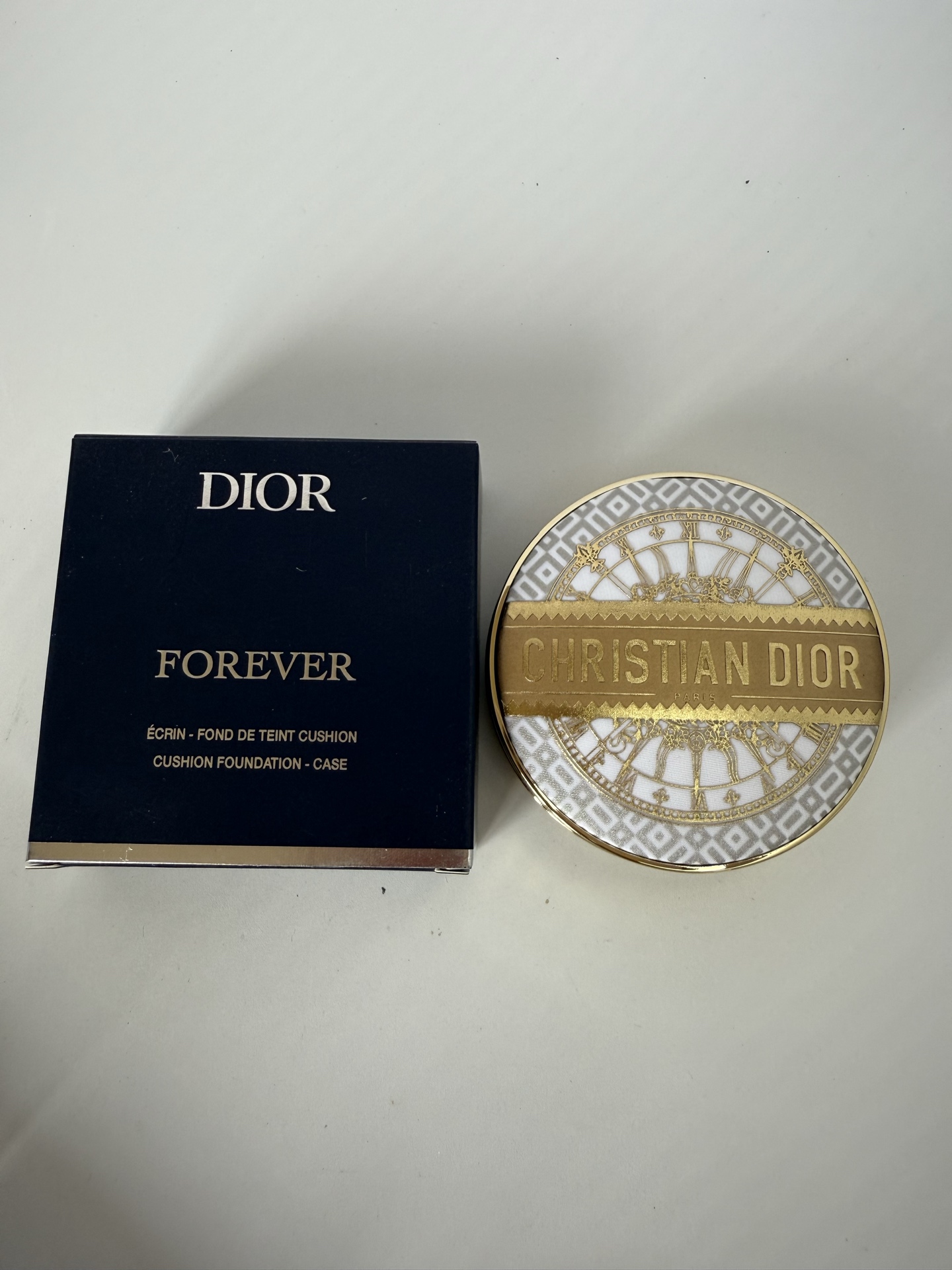 46！（Nota del pedido: cojín dorado Dior + tono） Cojín dorado Dior edición navideña 13g！Tonos: 1N#, ON#