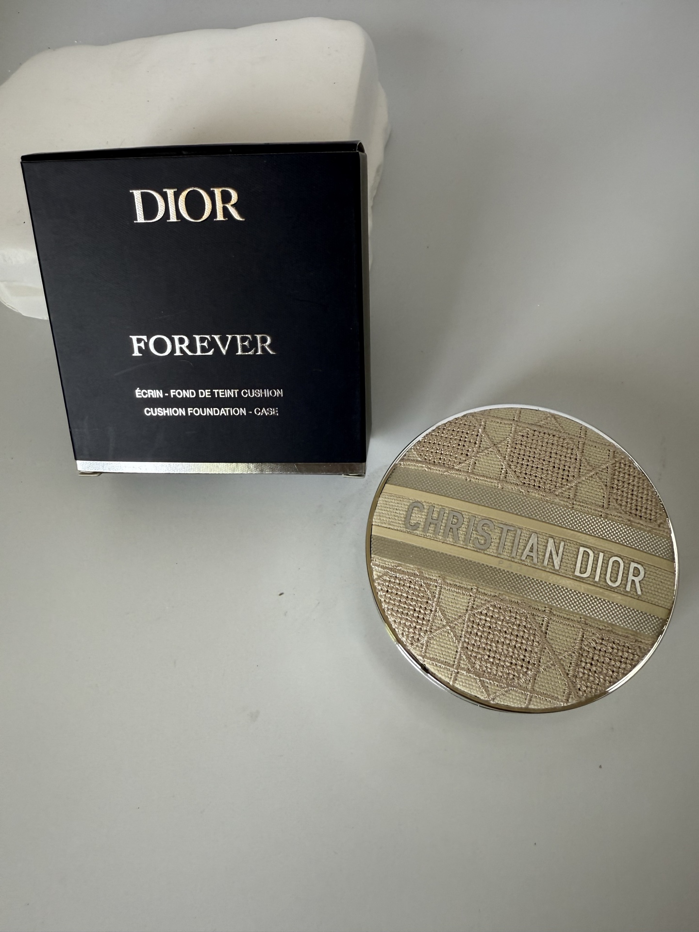 40！（Nota del pedido: cojín bordado beige Dior + tono） Cojín bordado beige Dior 13g🔜 Se puede incluir etiqueta en chino…