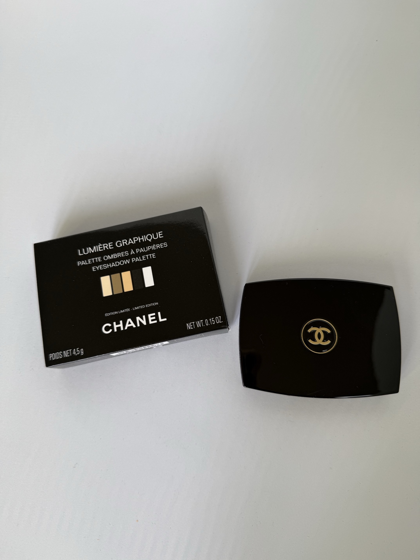 42! (Nota del pedido: Chanel圣诞5色眼影 Chanel 2023圣诞限定浮雕五色眼影盘4.5g Lote: 9989