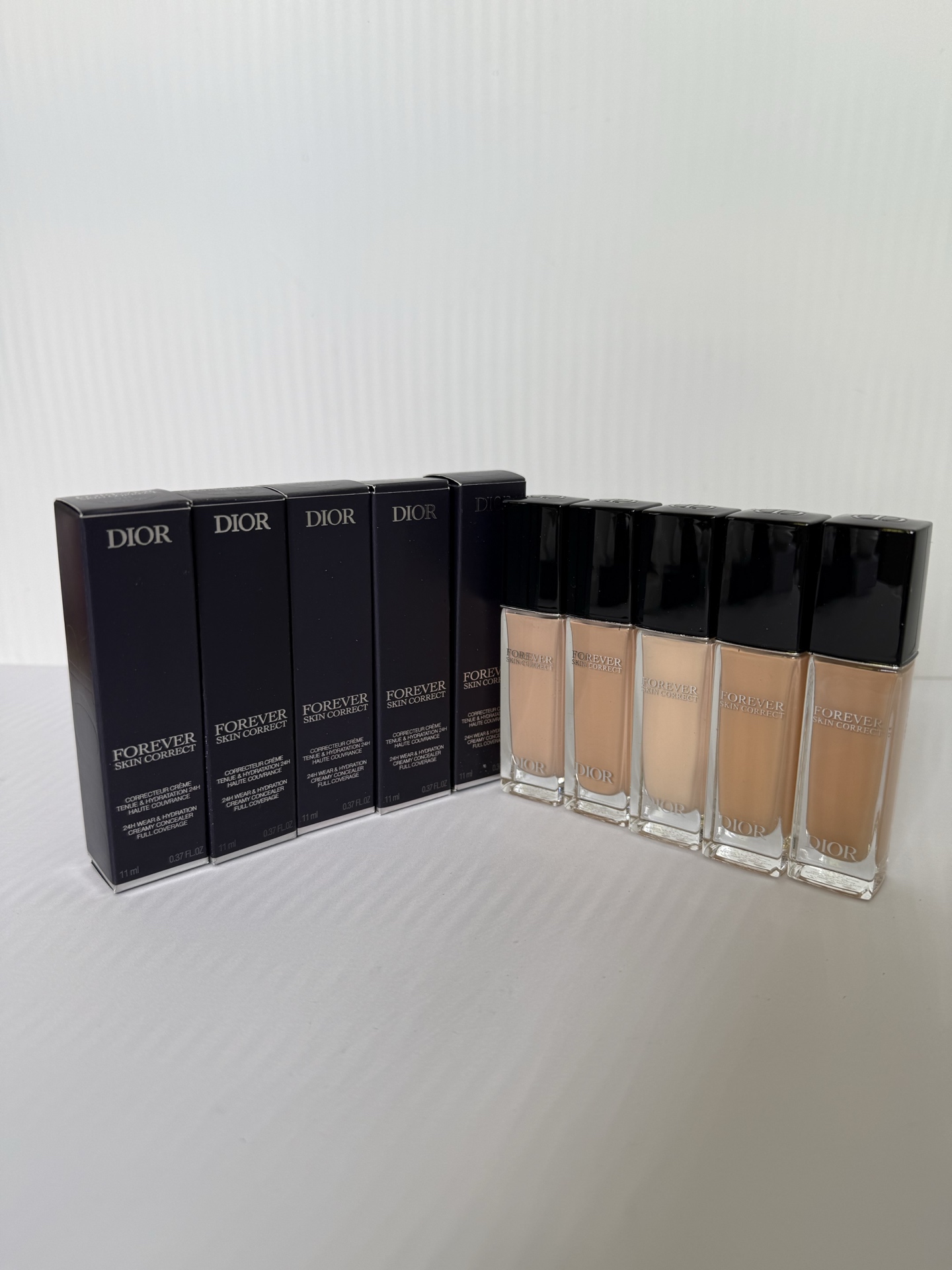 50. Corrector de larga duración Dior 11ml 🔜 Calidad uno a uno❗️5⃣ colores: 0N#, 1N#, 00#, 0.5N#, 2N#. Nuevo corrector …