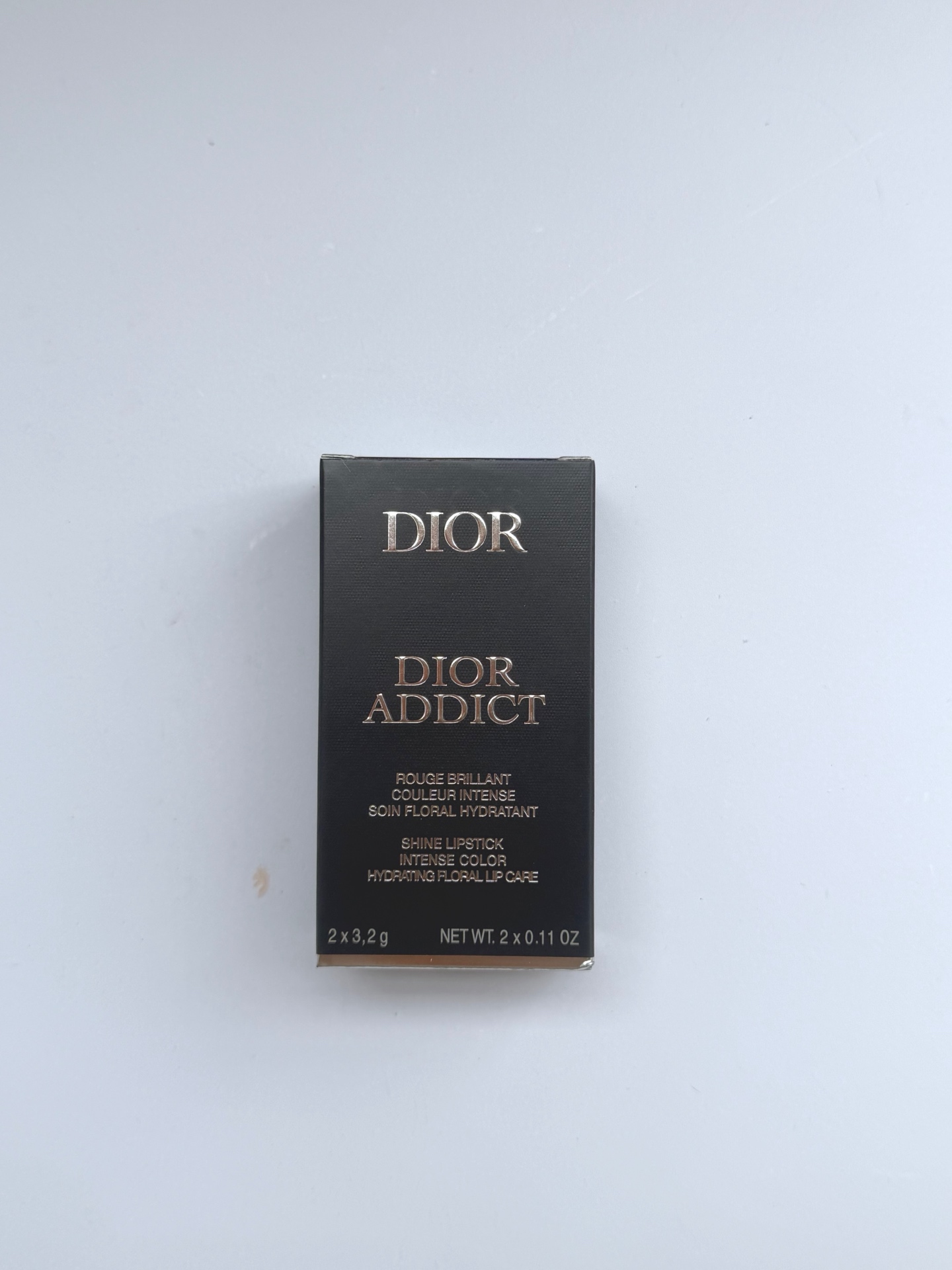 60! (Order note: Dior lacquer two-piece set) Dior lacquer black tube lipstick two-piece set 3.2gx2 Shades: 74…