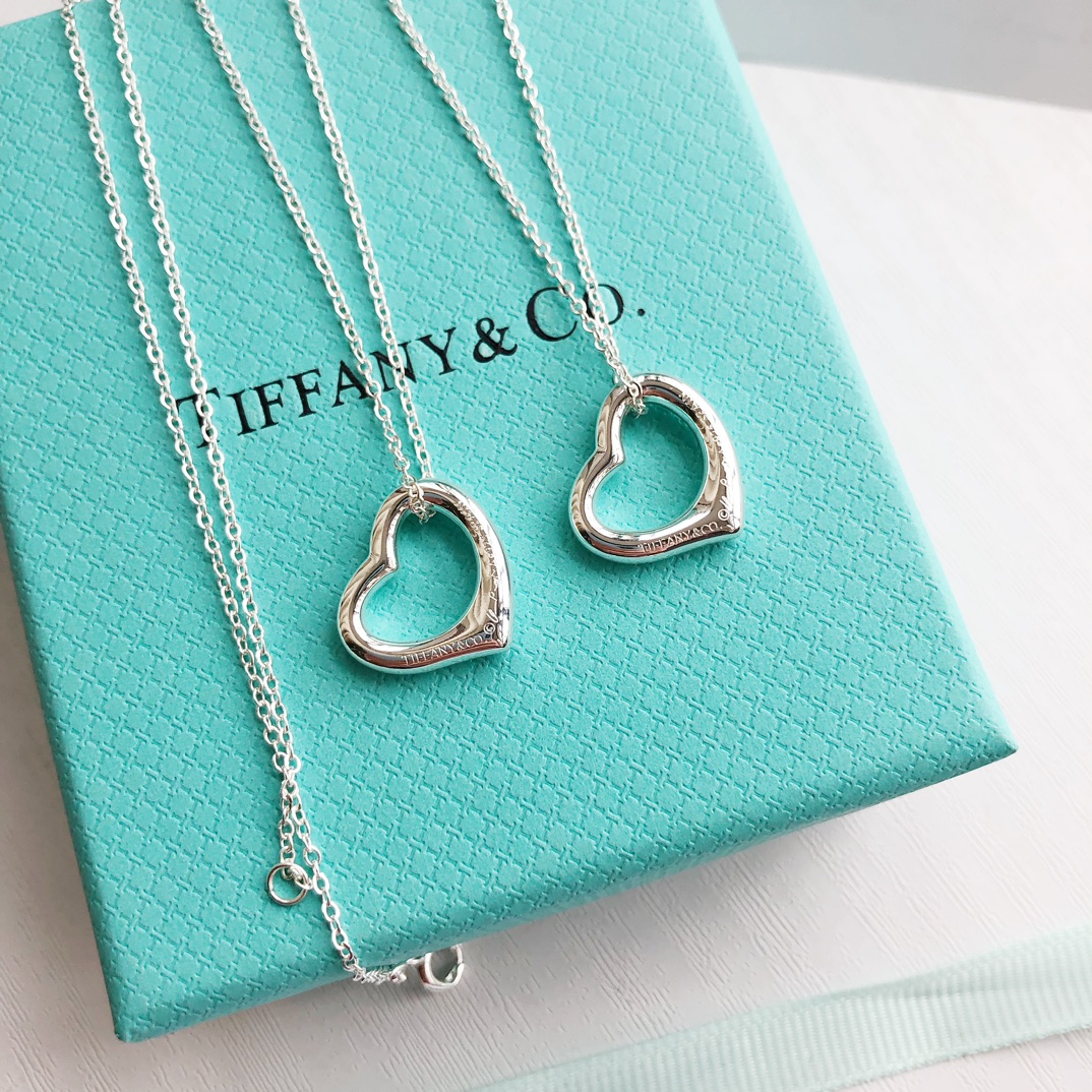 Tiffany & Co. 蒂芙尼简约爱心项链 925 银