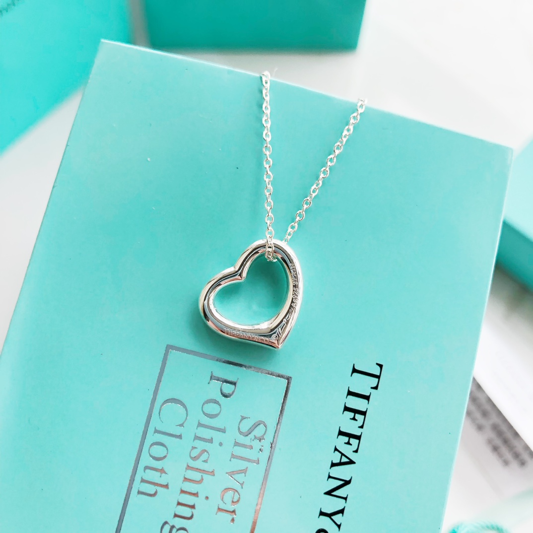 Tiffany & Co. 蒂芙尼简约爱心项链 925 银