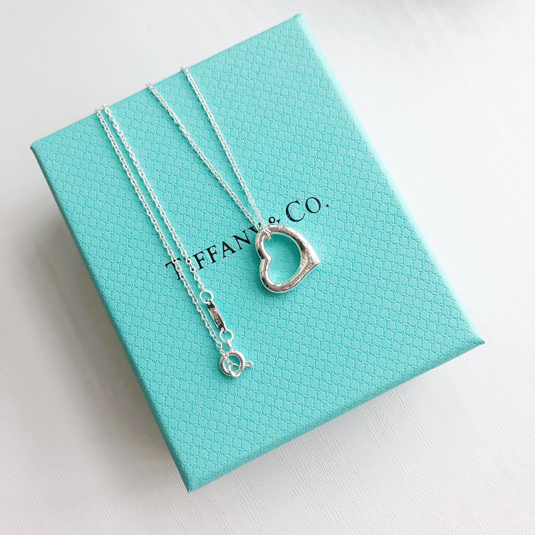 Tiffany & Co. 蒂芙尼简约爱心项链 925 银