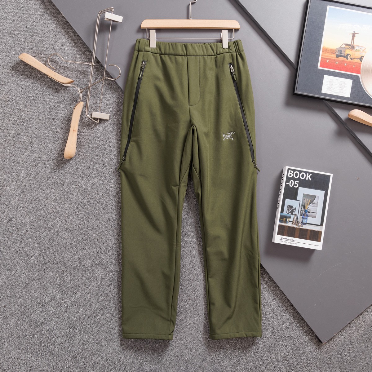 Arcteryx Clothing Pants & Trousers Army Green Black Grey Fall/Winter Collection Fashion Casual