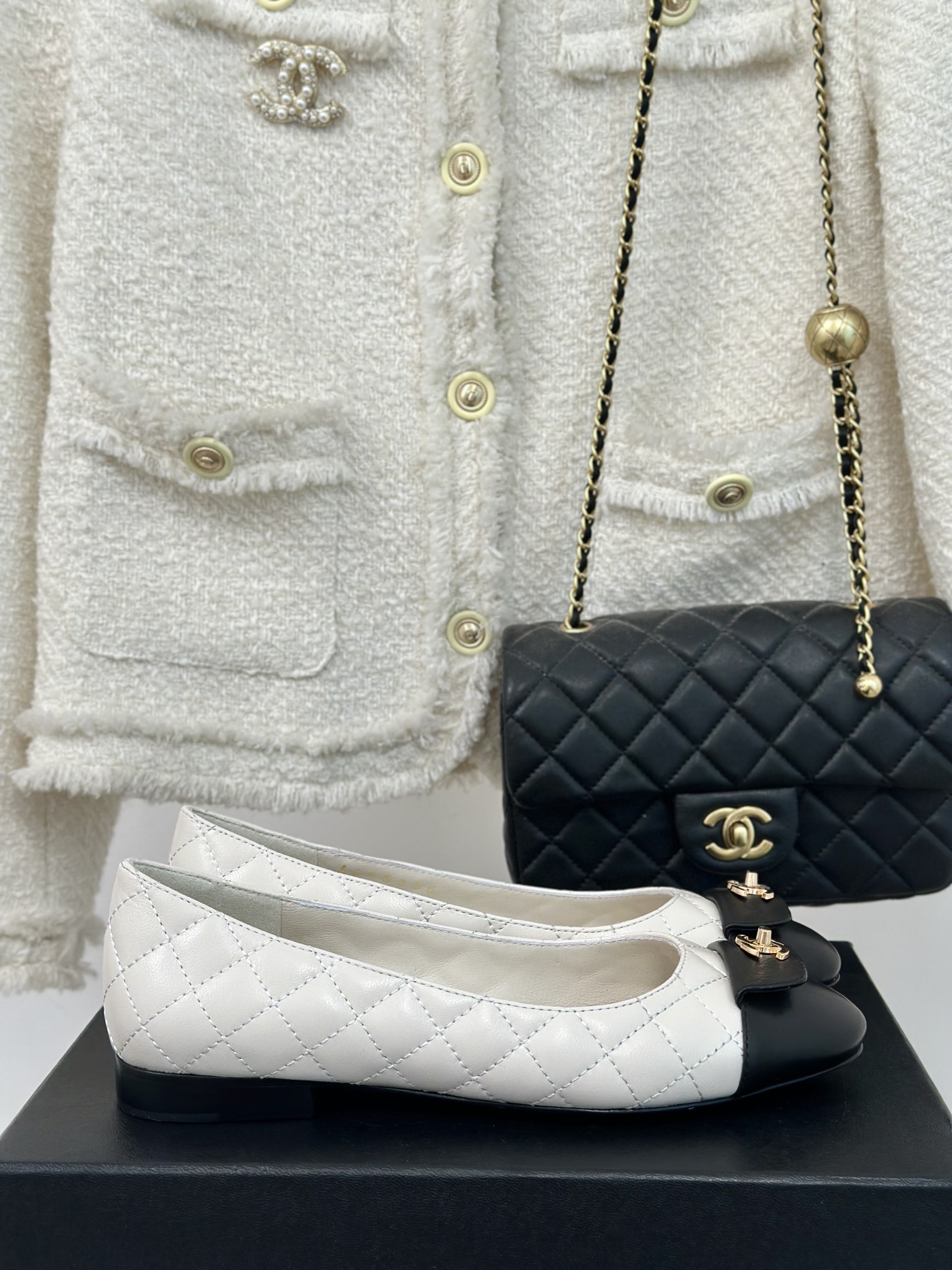 Chanel Single Layer Shoes Cowhide Lambskin Sheepskin Silk