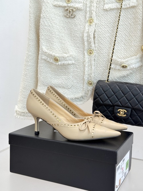 Chanel Vintage Bow Pointed Toe Heels, Classic Pumps for Women, Beige
