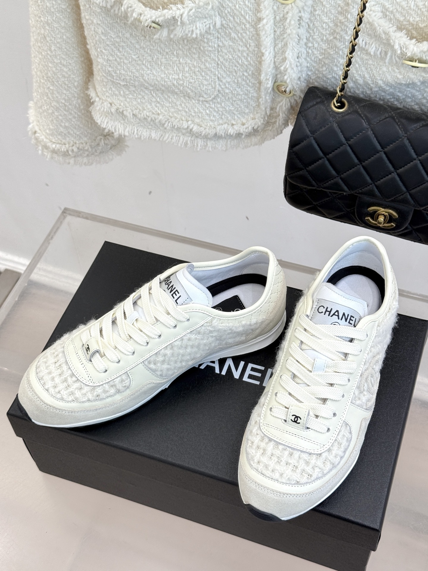 CHANE*|小香25。早春新品休闲运动鞋板鞋德训鞋流水的时尚铁打的小白鞋hhh简单耐看 很有质感颜值超