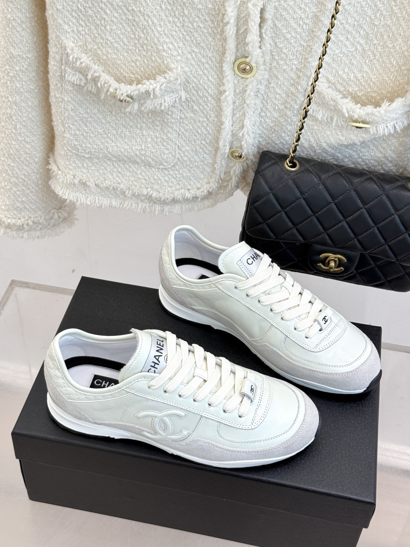 CHANE*|小香25。早春新品休闲运动鞋板鞋德训鞋流水的时尚铁打的小白鞋hhh简单耐看 很有质感颜值超