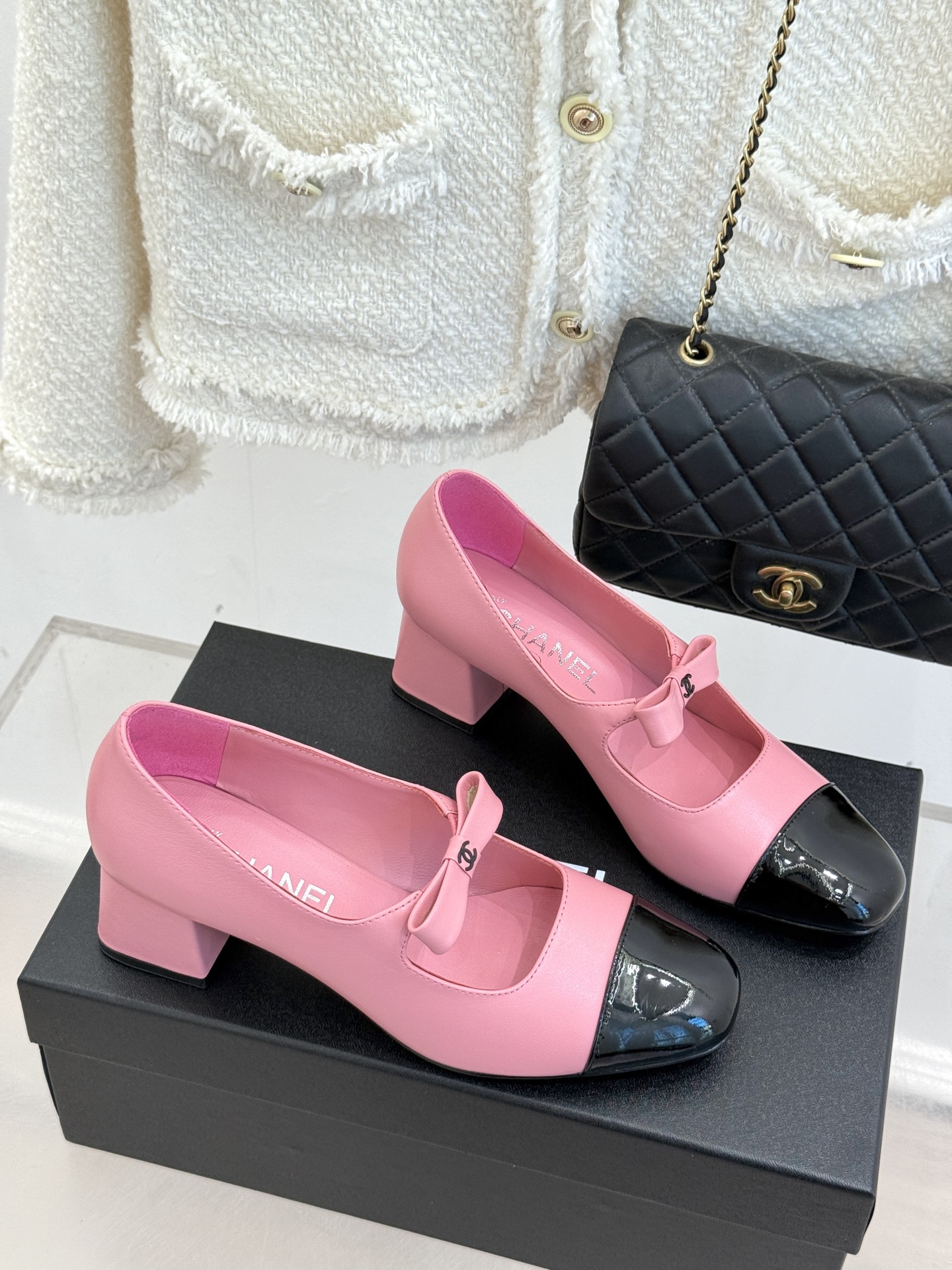 Chanel 25P Mary Jane Shoes with Bow, Elegant Pink Leather Block Heel Pumps 4 i1757003847516 632 0 2