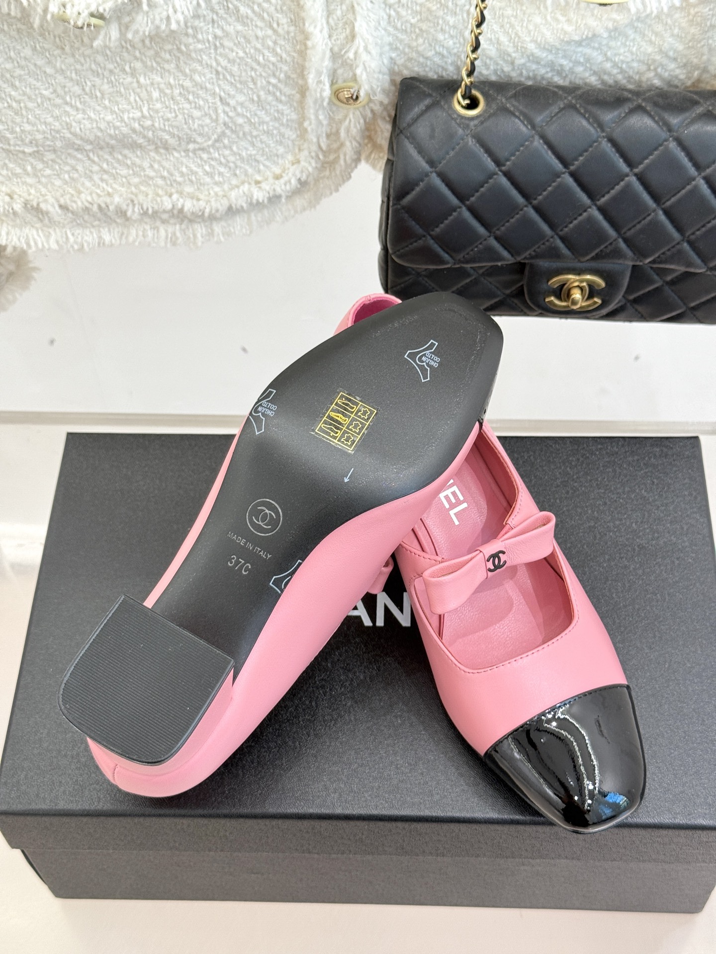 Chanel 25P Mary Jane Shoes with Bow, Elegant Pink Leather Block Heel Pumps 10 i1757003848673 2553 0 8