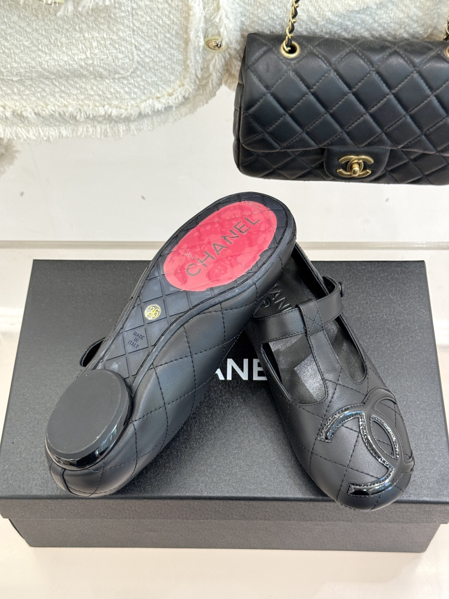 CHANE*|小香经典大双C中古T字带芭蕾舞玛丽珍鞋这双丽珍鞋 简直是时尚长河里的璀璨明珠它的设计极具辨
