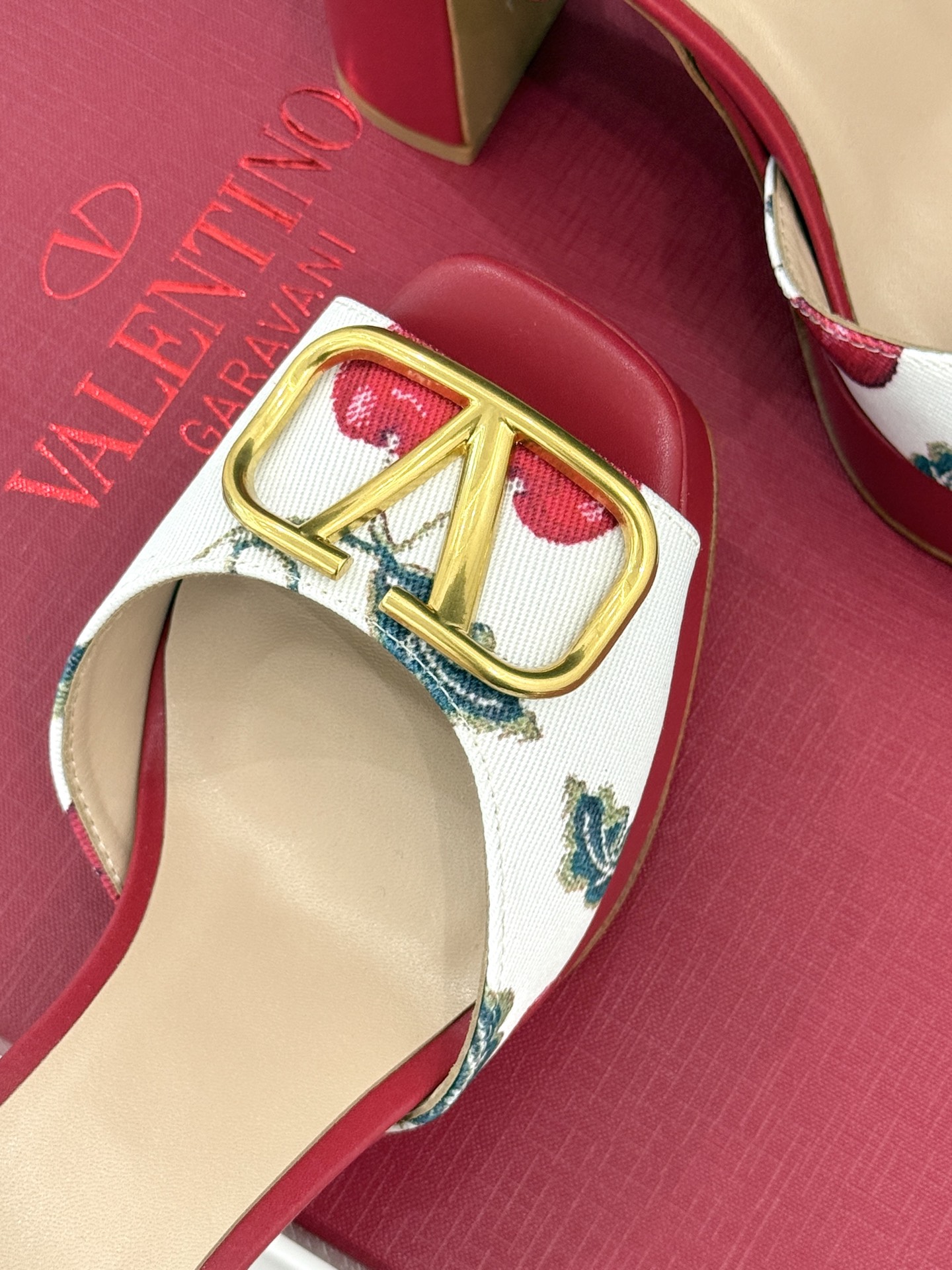 Valentino Women's Platform Heel Sandals with Cherry and V Logo Detail 8 i1757187660289 3367 0 6