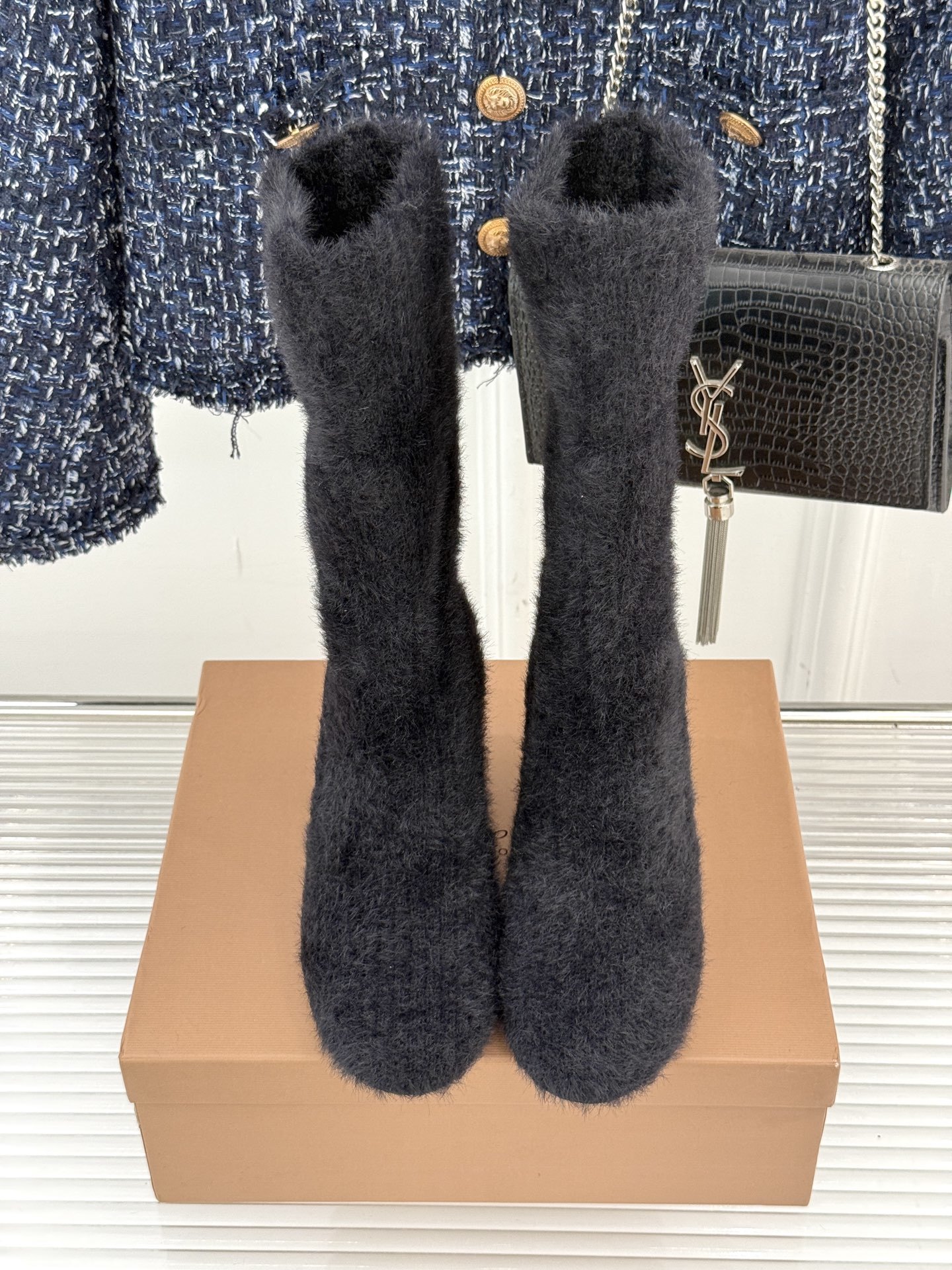 Gianvito Rossi 25WF秋冬新品针织高跟袜子靴当针织的温柔肌理邂逅高跟的利落锋芒,袜子靴便