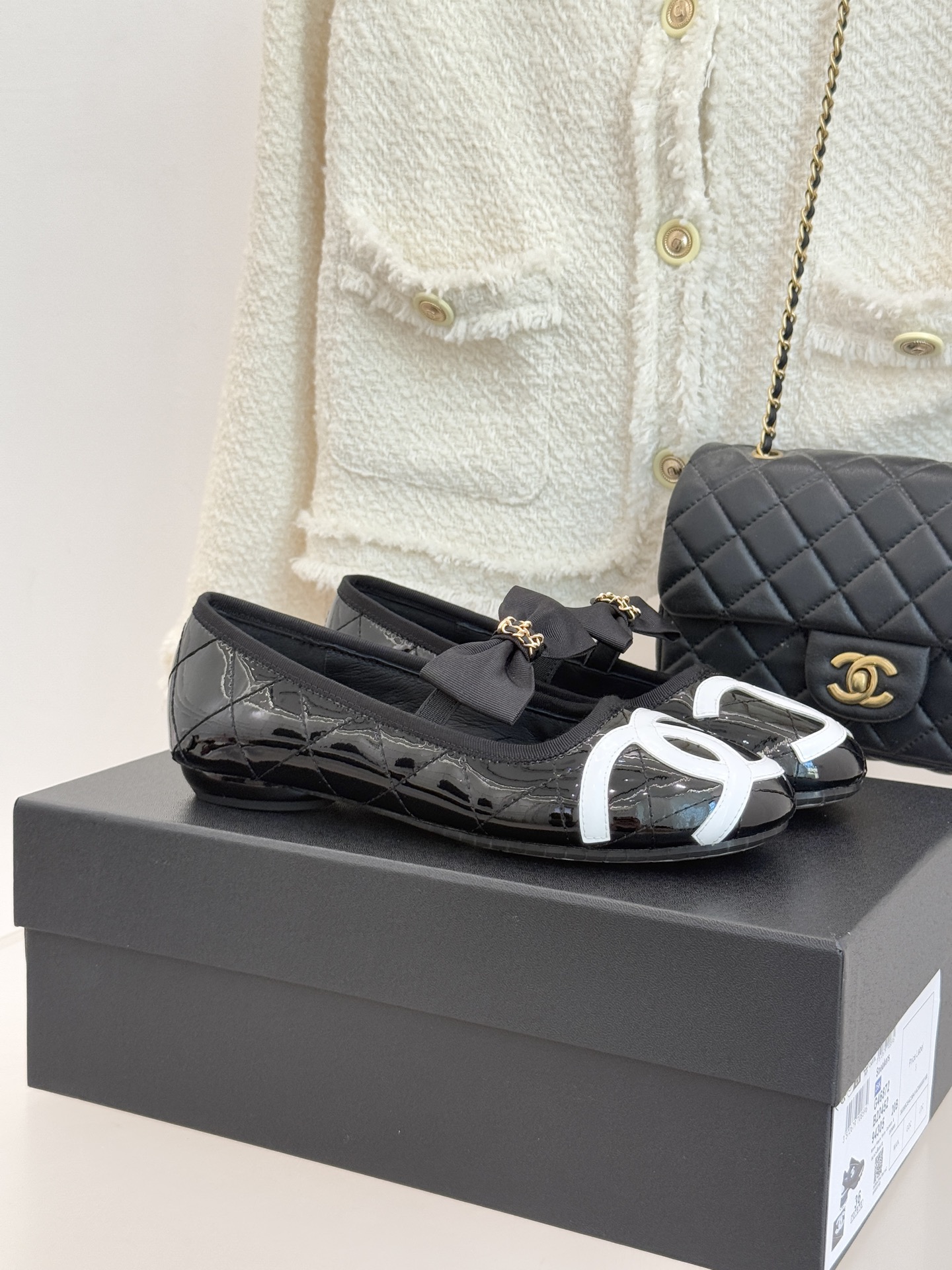 CHANE*｜小香25K新品链条蝴蝶结大双C平底玛丽珍鞋法式风情 真是美到心尖尖上啦！优雅又浪漫的仙女应