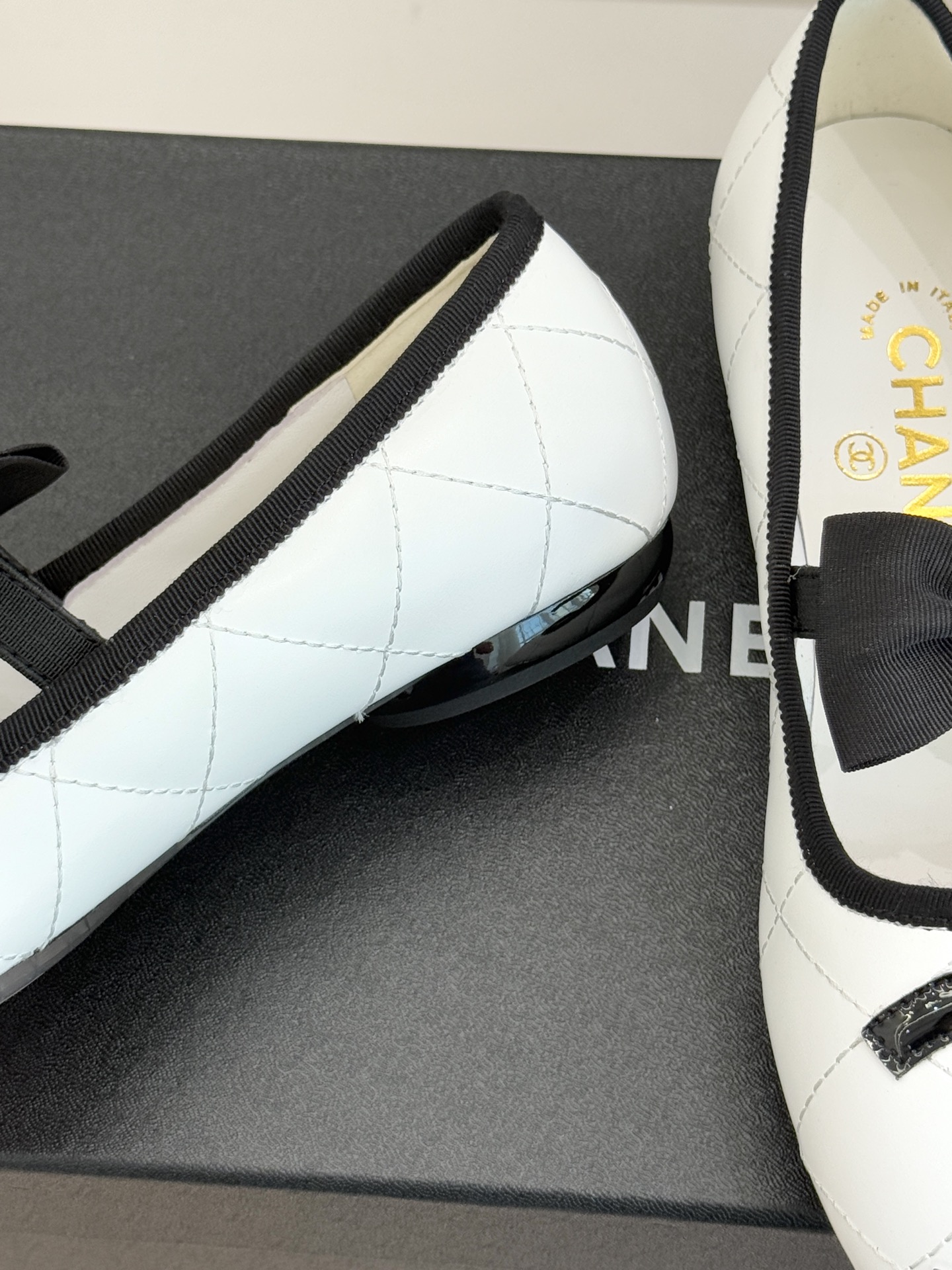 CHANE*｜小香25K新品链条蝴蝶结大双C平底玛丽珍鞋法式风情 真是美到心尖尖上啦！优雅又浪漫的仙女应